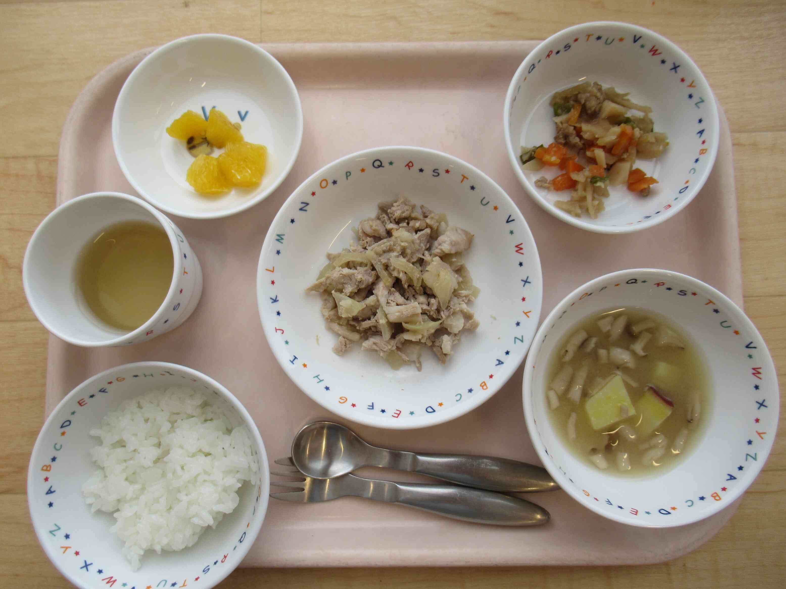 和食の日「さつまいものおみそ汁」