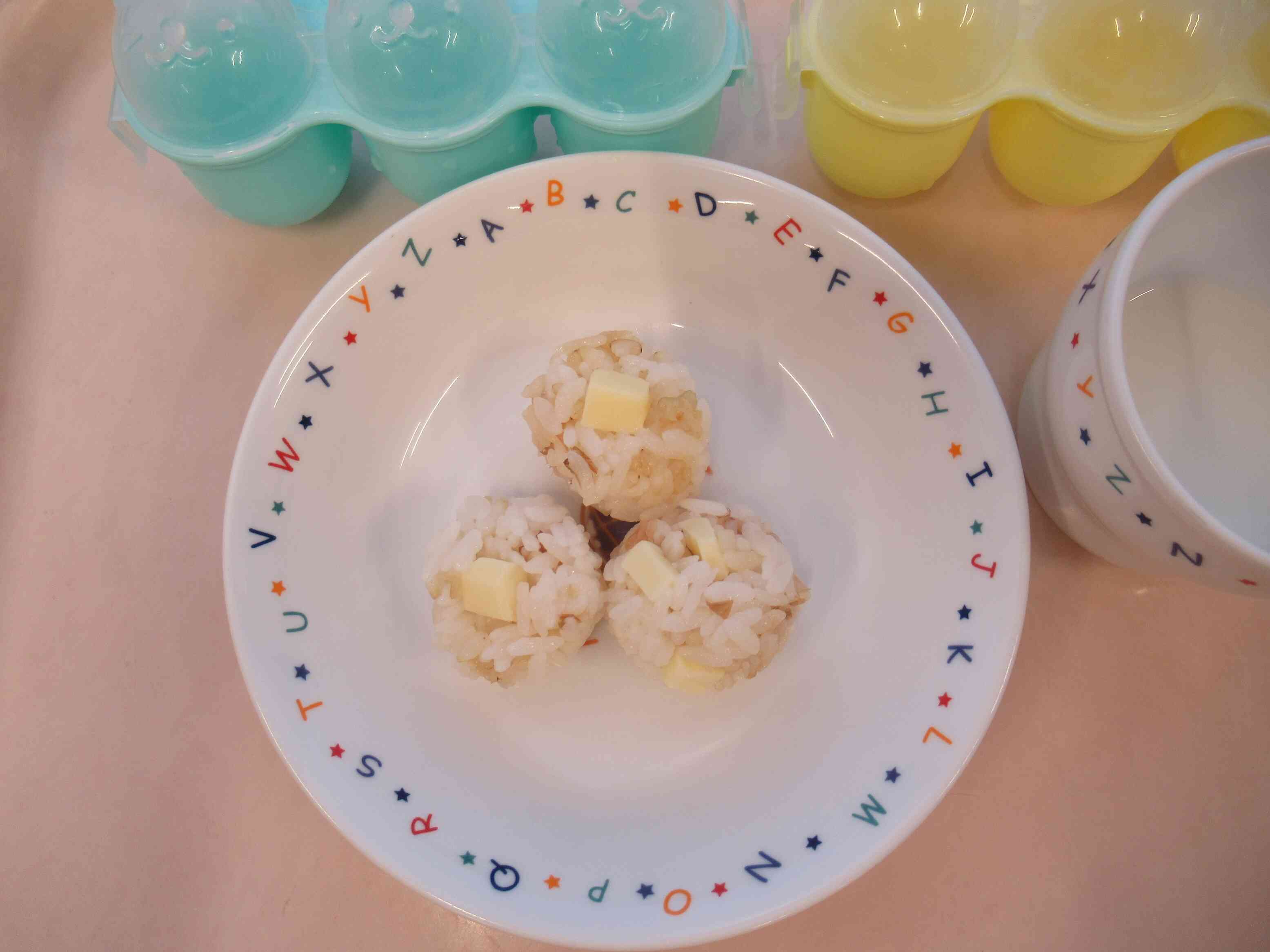 玄米入りのおむすび