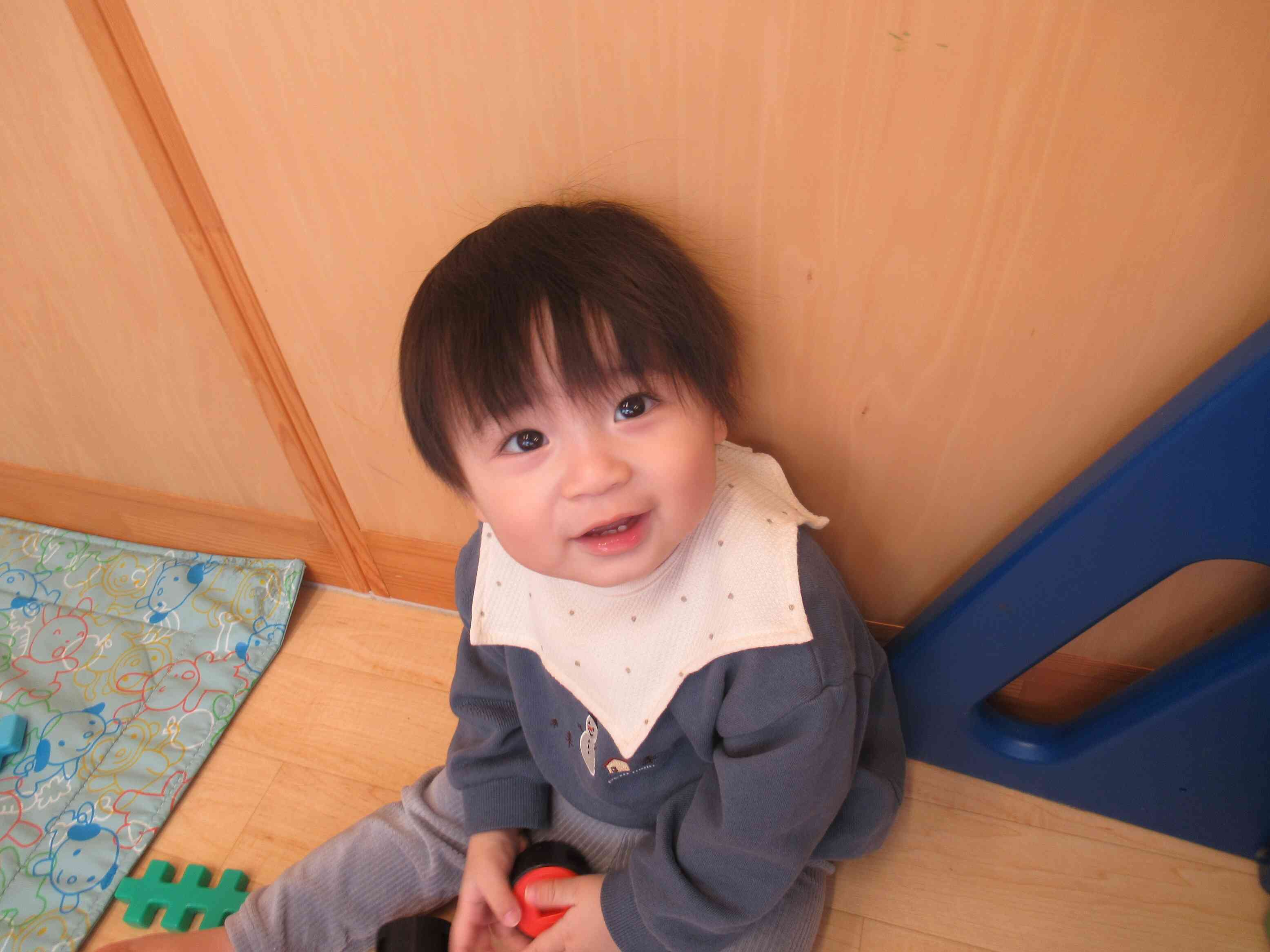 ひよこ組さんはブロック遊び