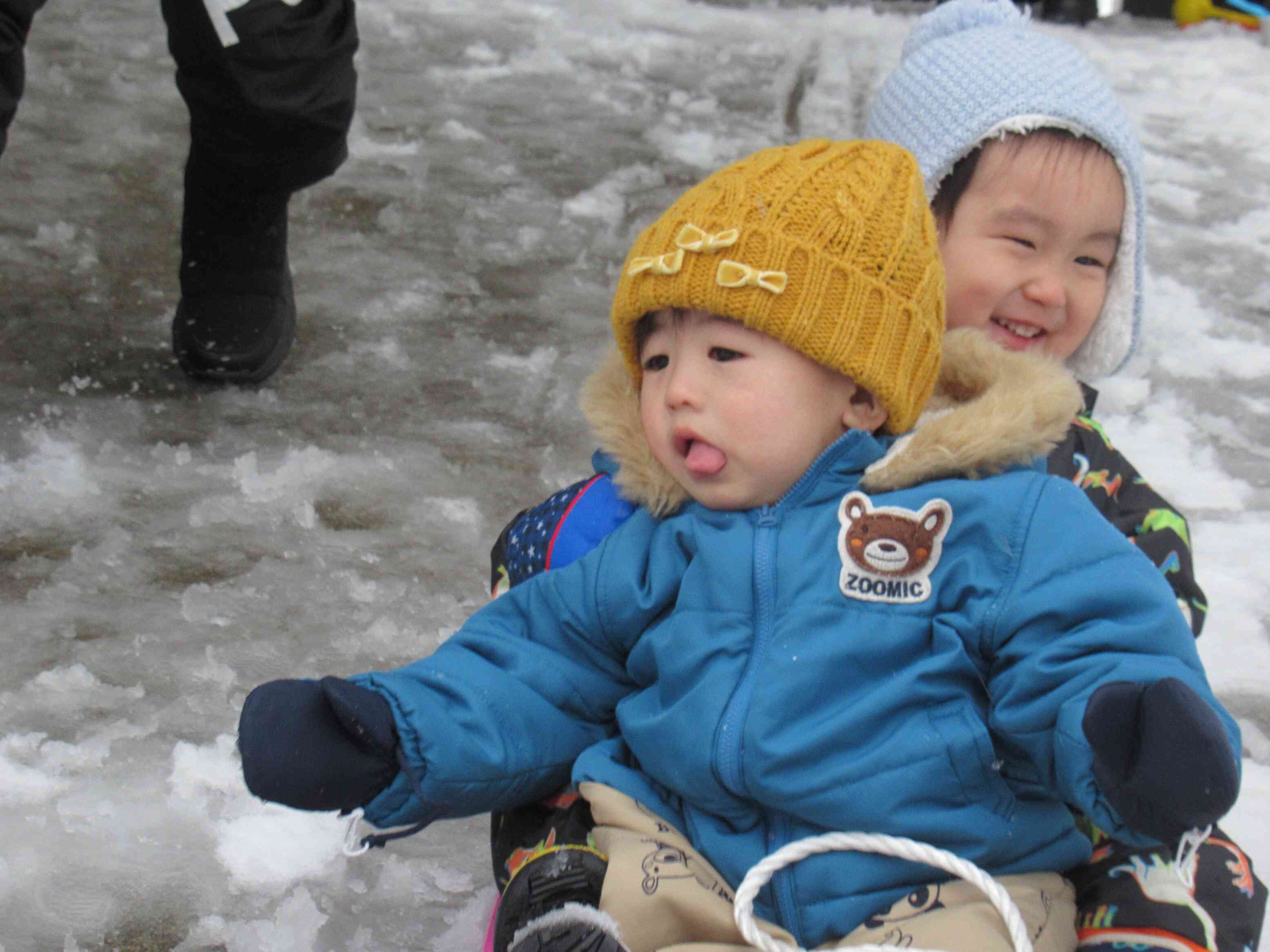 たのしい雪遊び