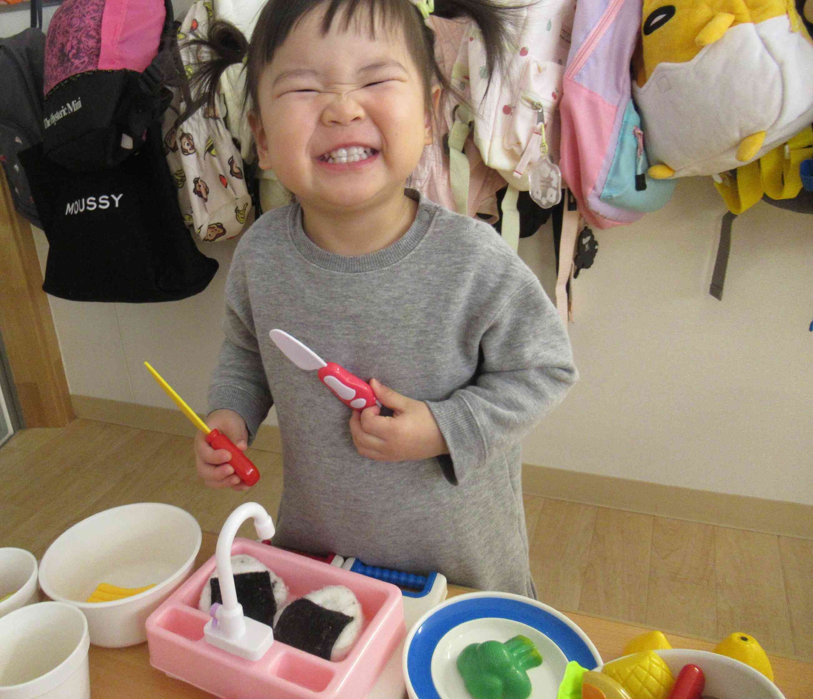 おままごとに夢中