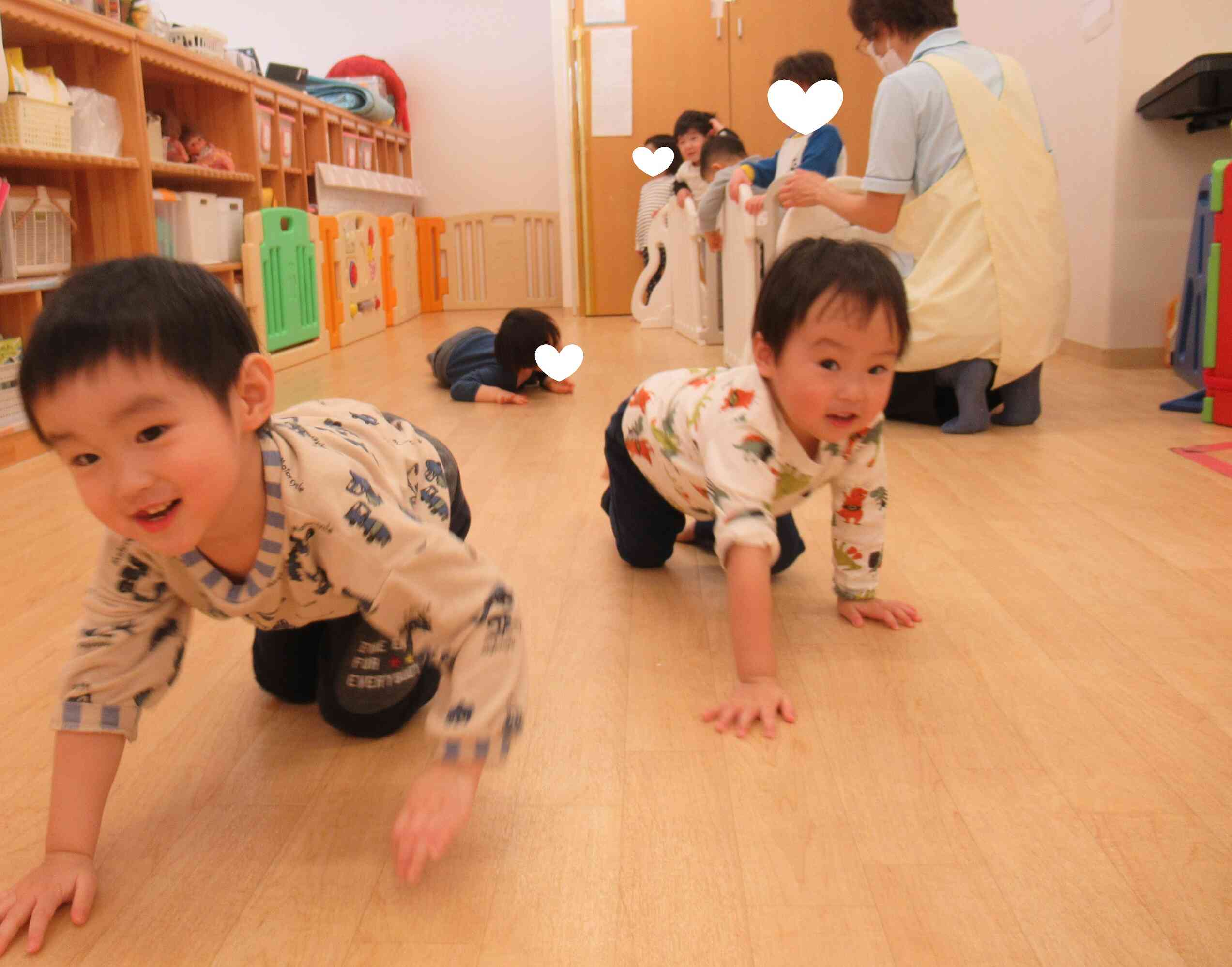 今度はハイハイ。