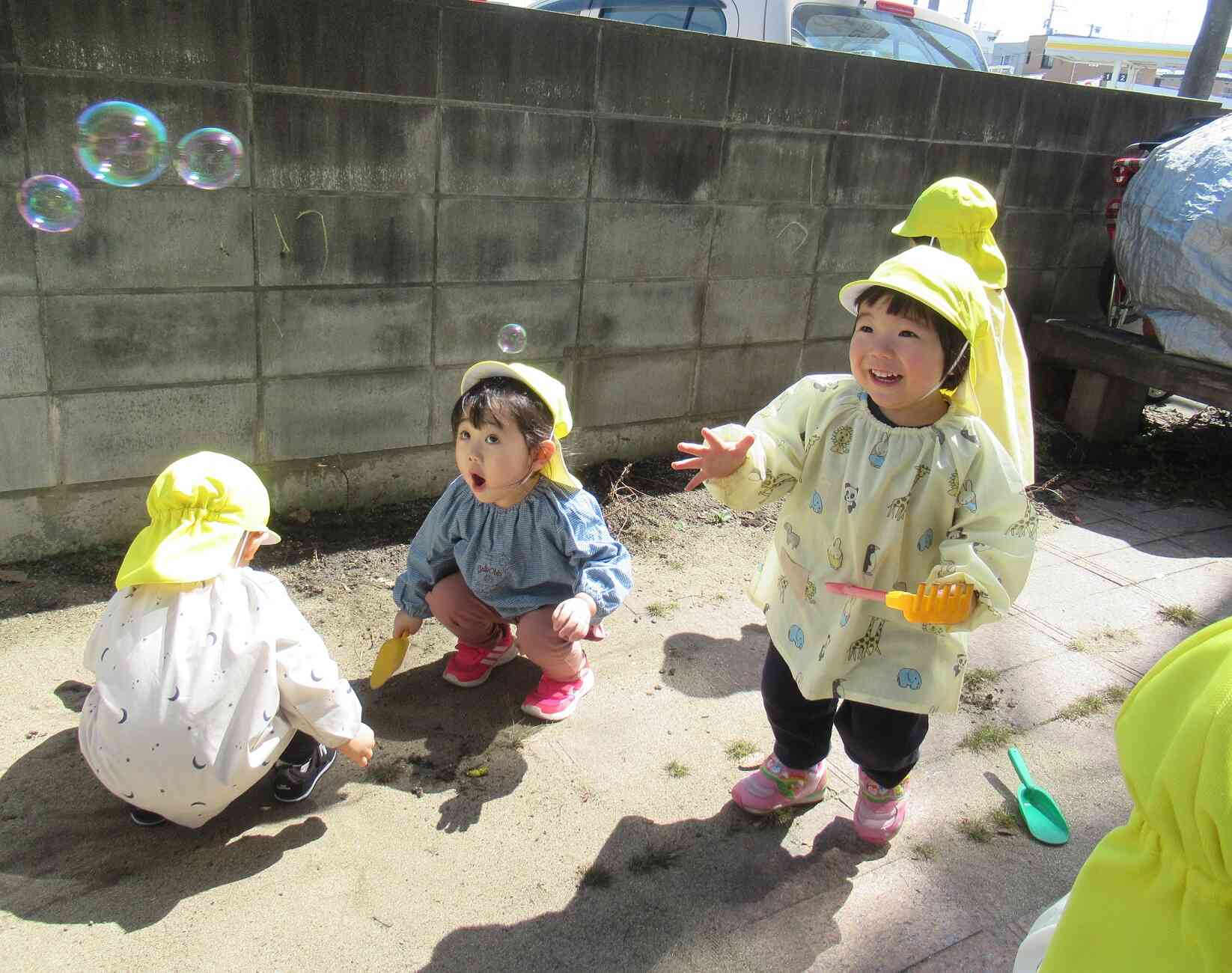 お外で遊ぼう！