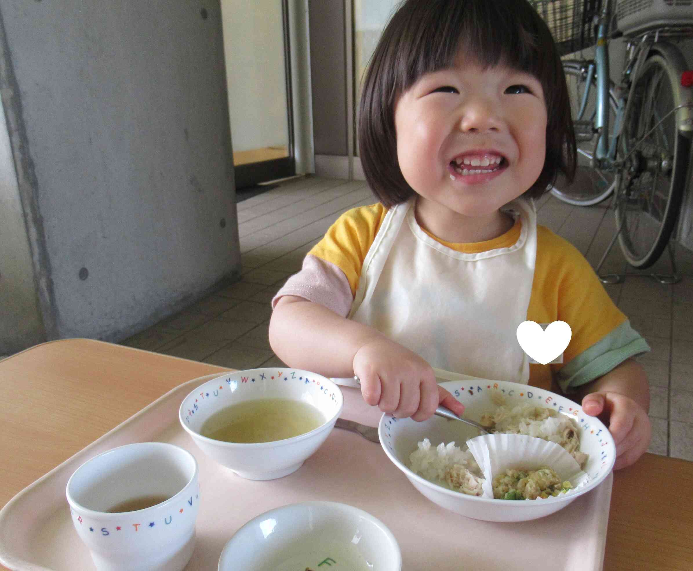 今日は青空給食！