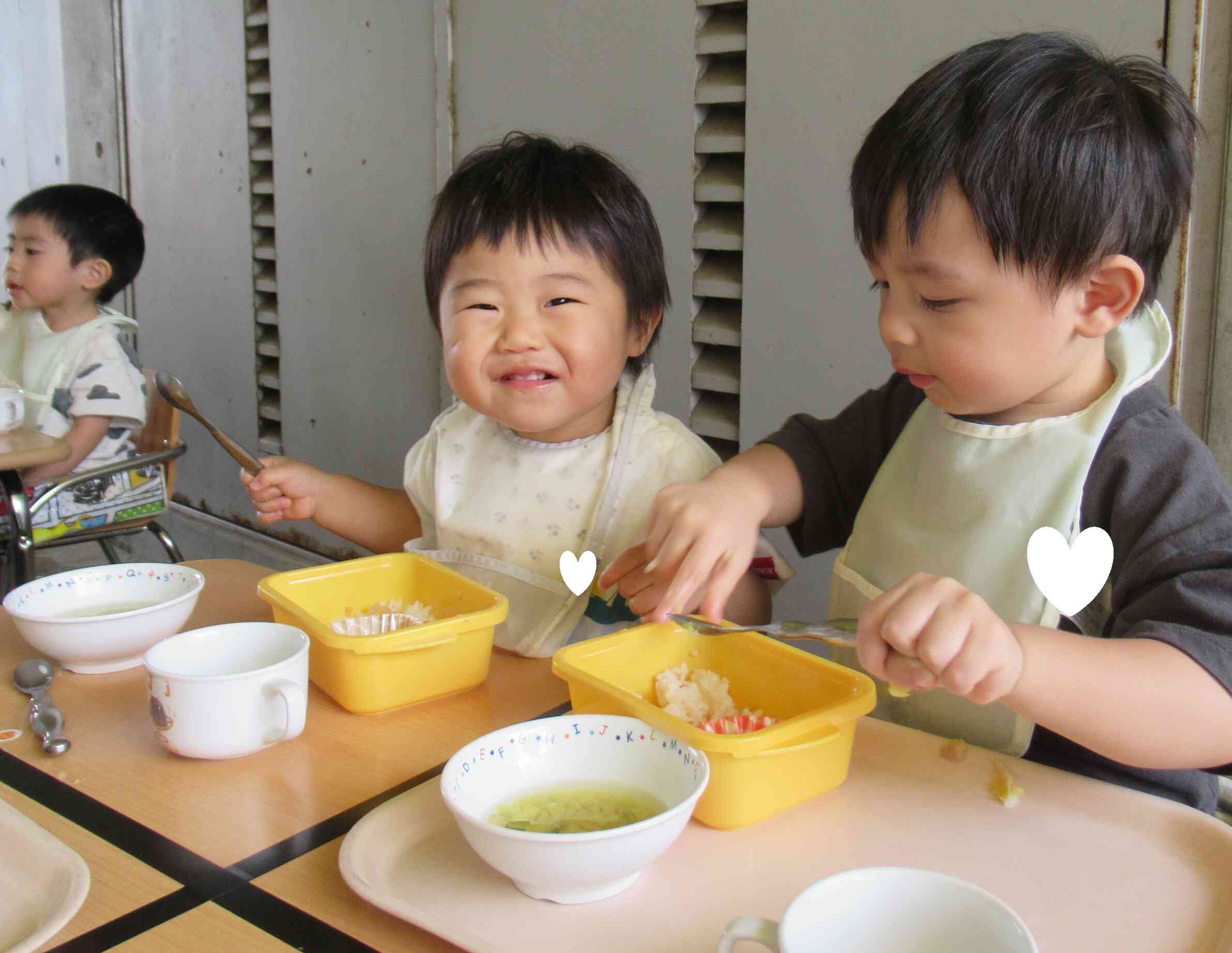 お外でご飯をたべよう！