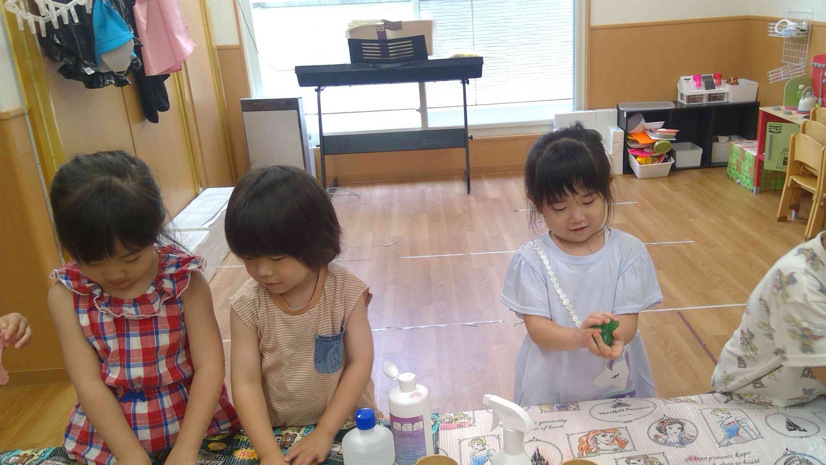 気持ちいいねっつ♡