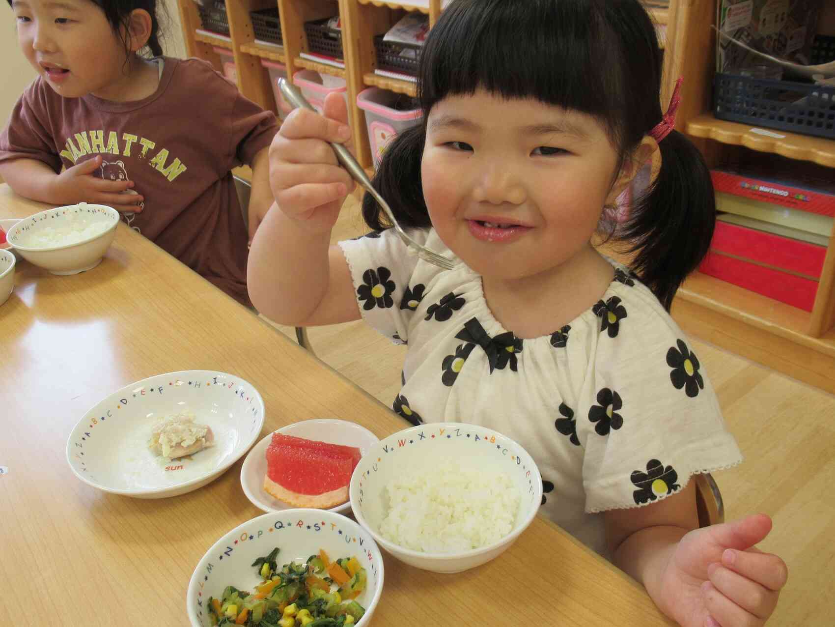 給食の時間です