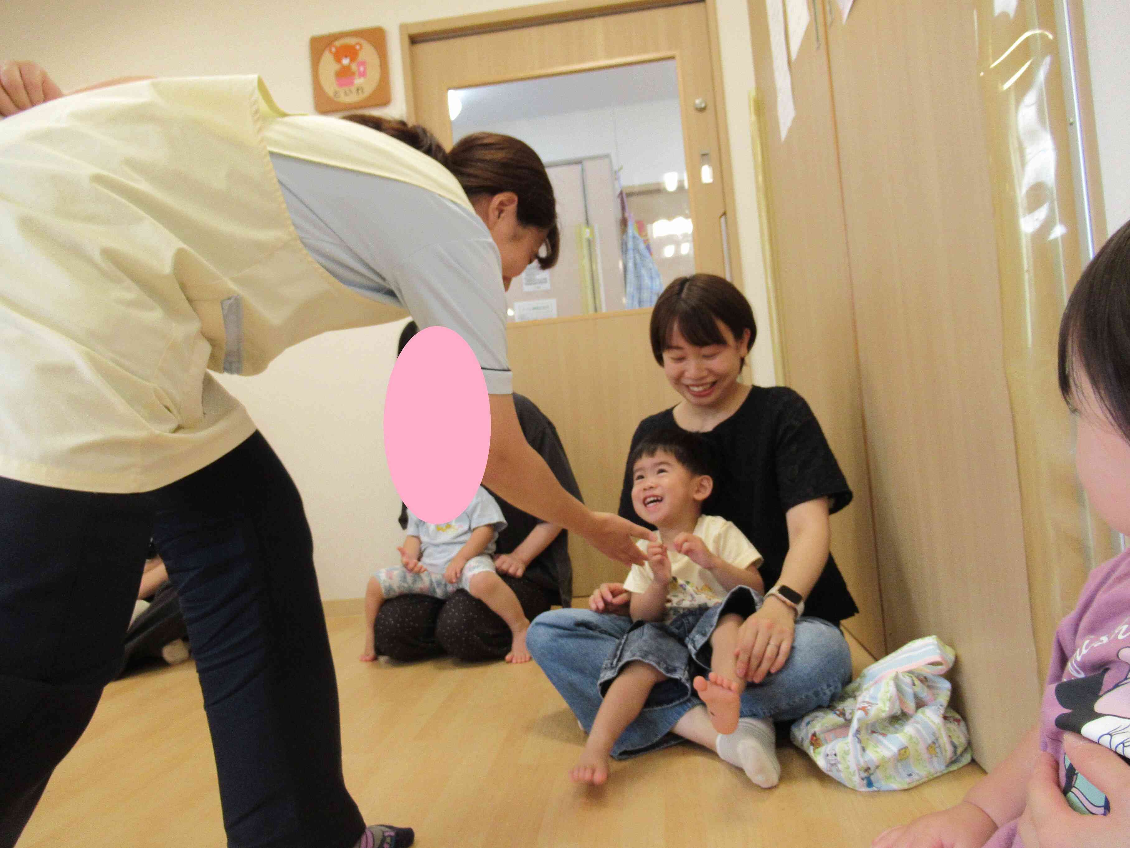 先生にタッチ～