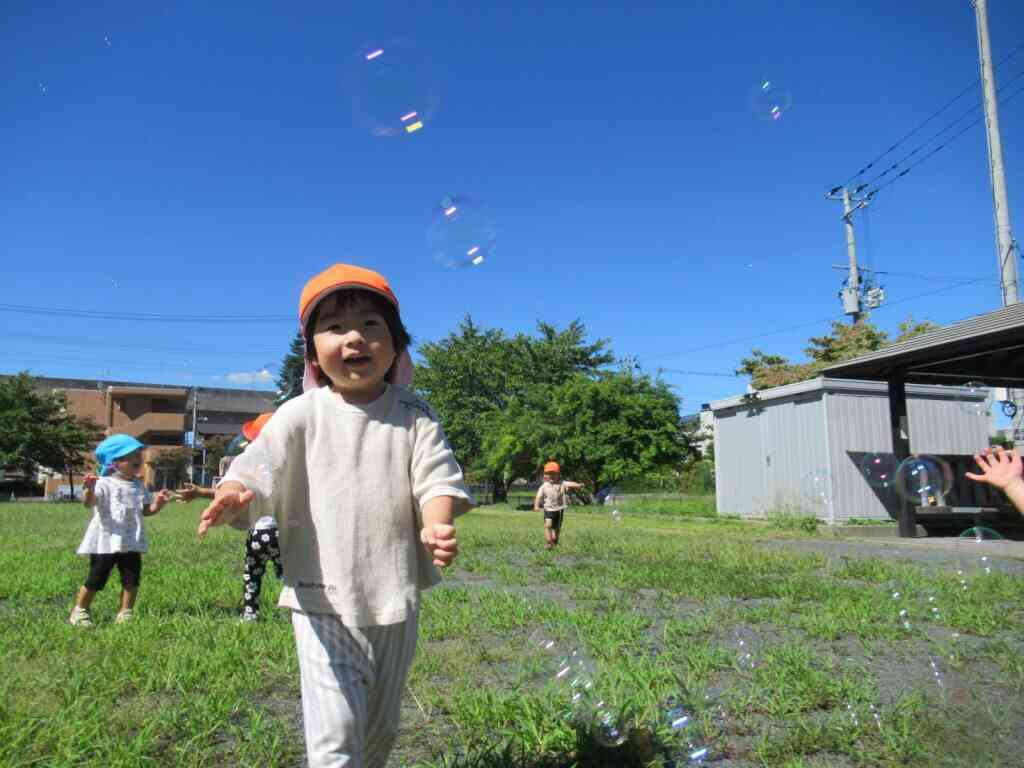 シャボン玉待て~!