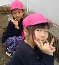 異年齢交流~砂遊び(ぱんだぐみ)