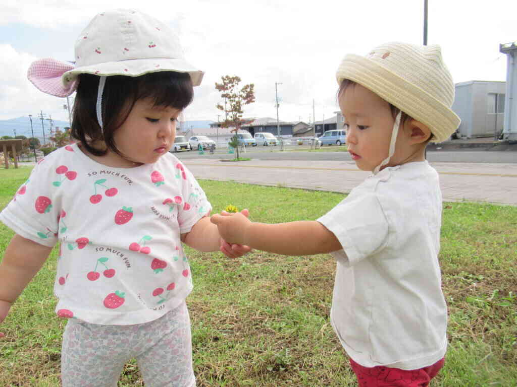 「はい、どうぞ」「ありがとう」