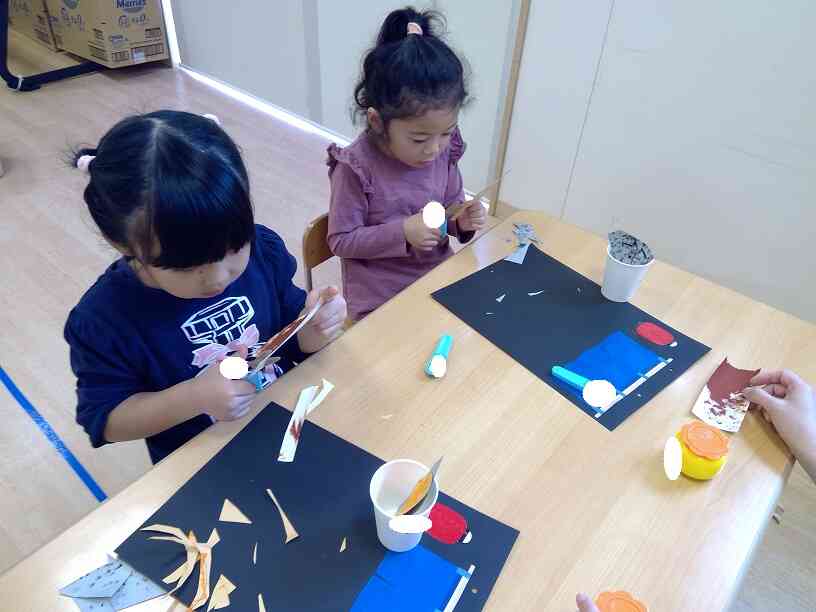 ハサミでチョキチョキ‥全集中!