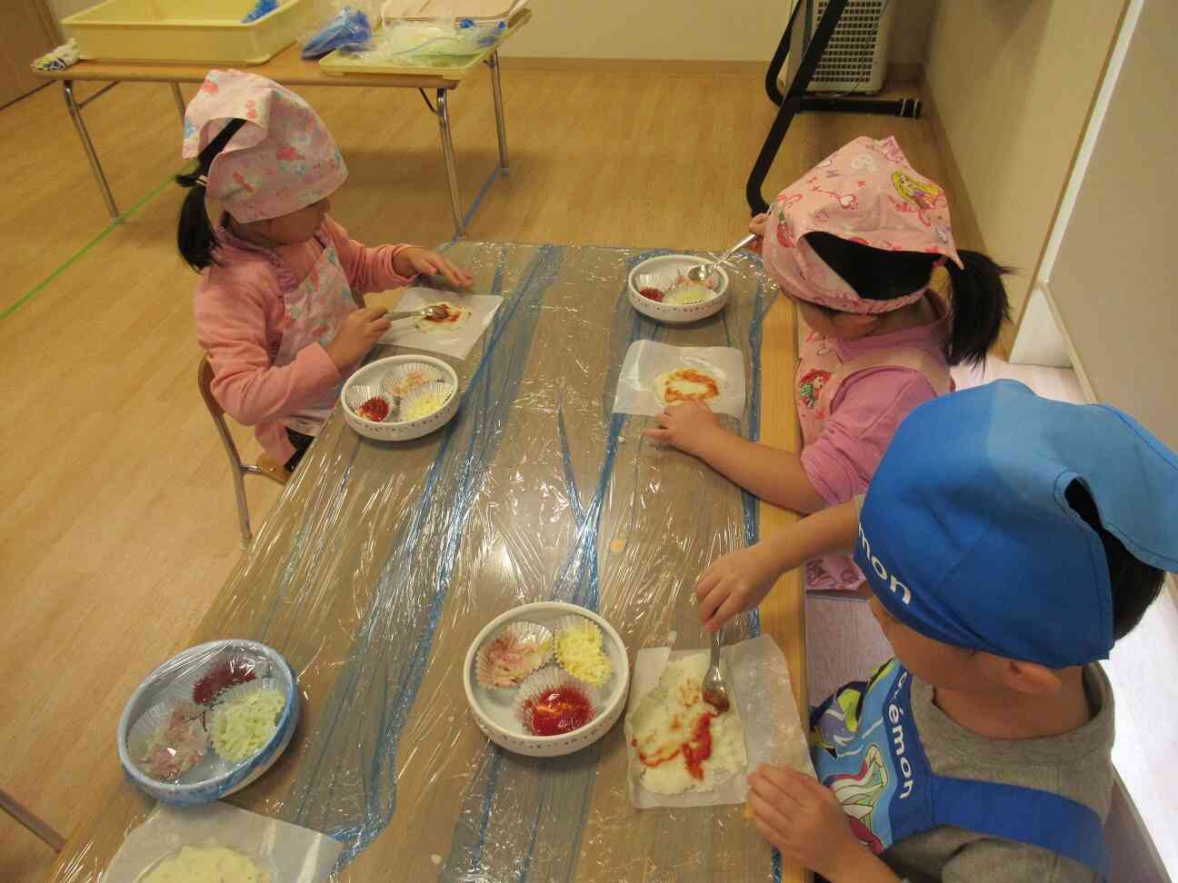 ケチャップぬりぬりトッピング