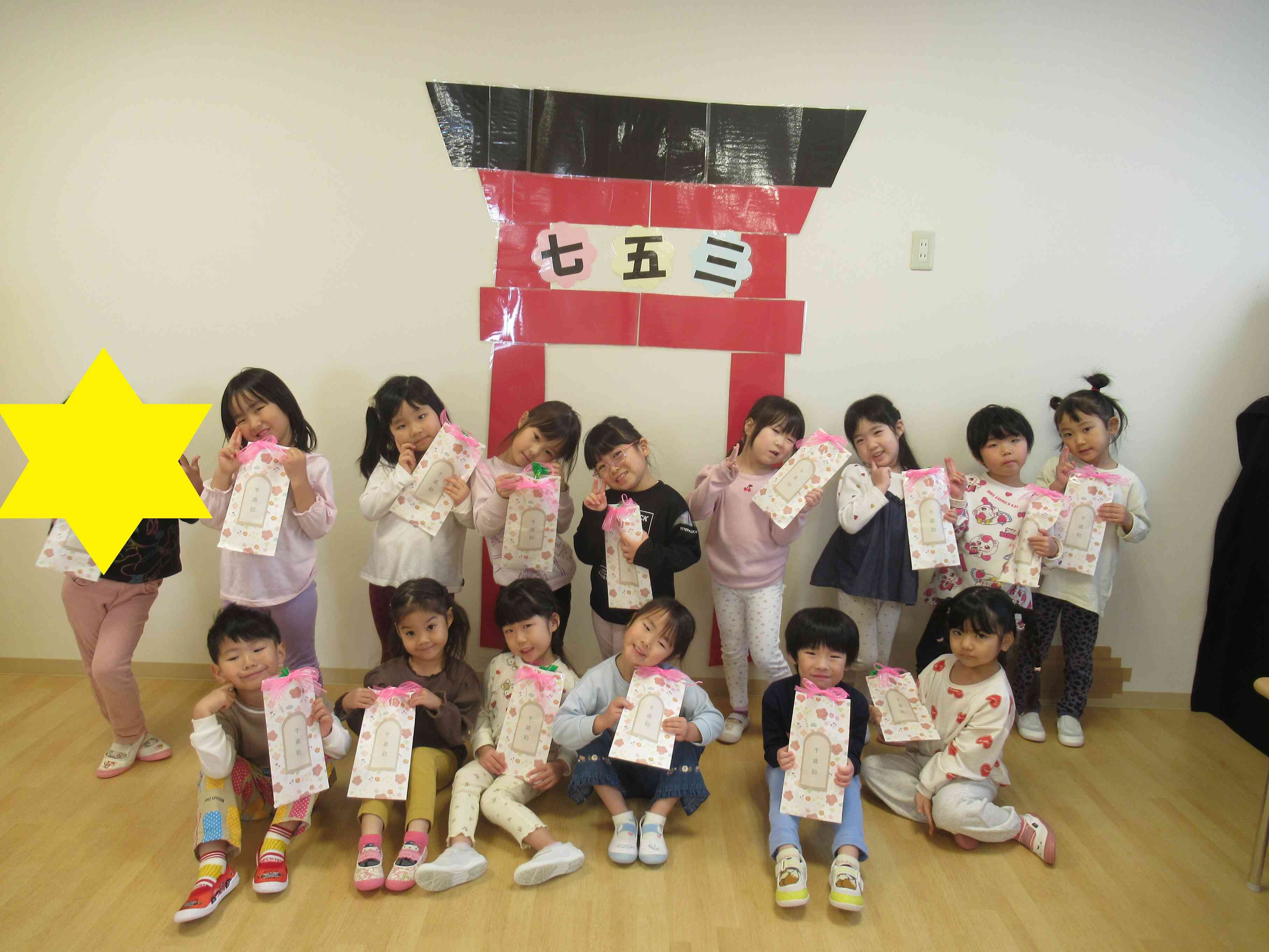 お参りの後はお菓子ももらいました