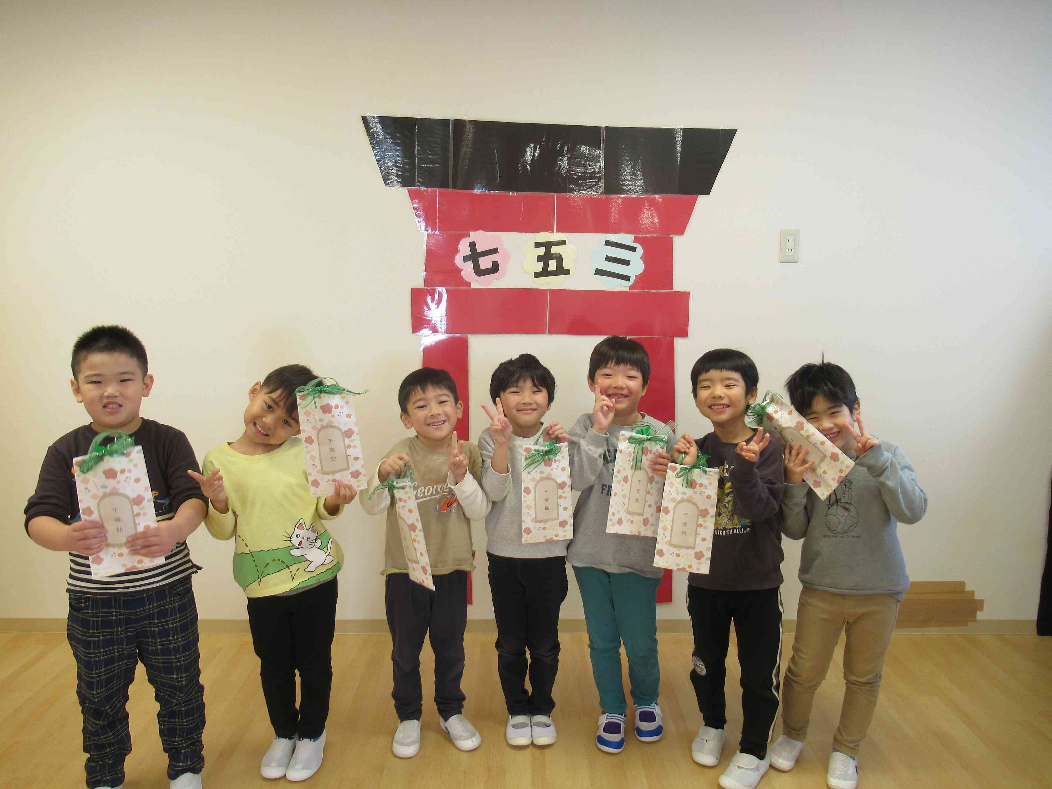 きりん組さんもかっこよくお参りをしました。