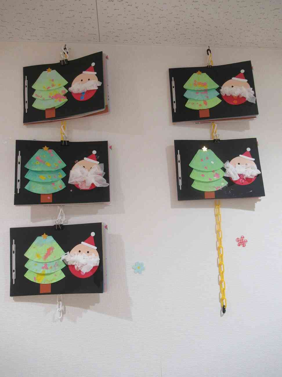 こちらのサンタさんも嬉しそうですね。