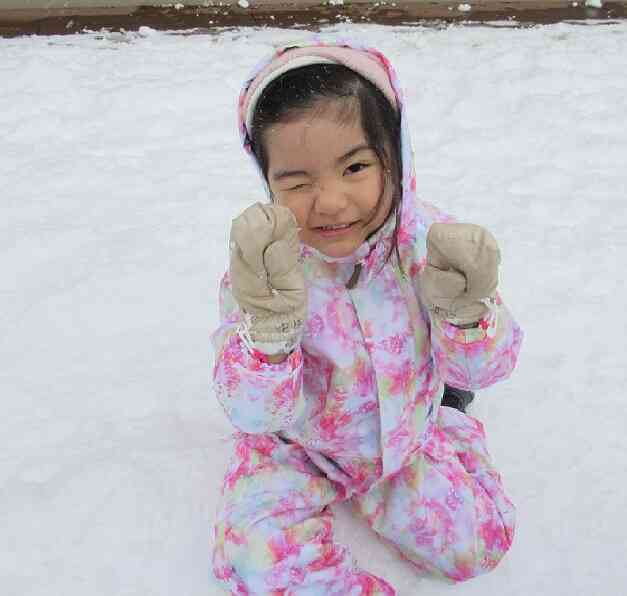 雪の上で、ハイチーズ！