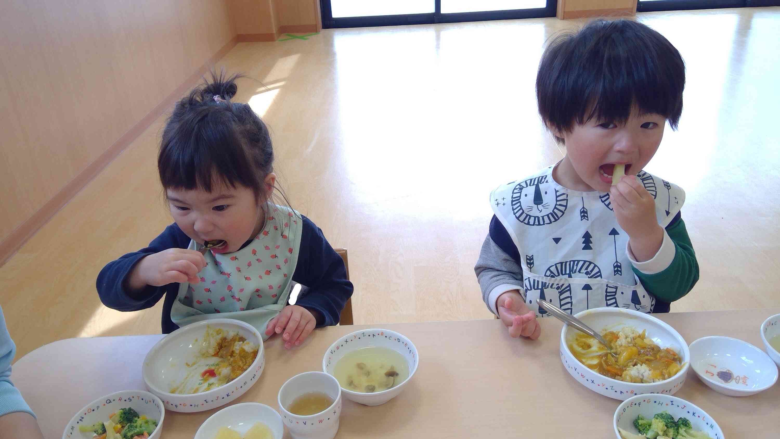 大きなお口で、パクパク！