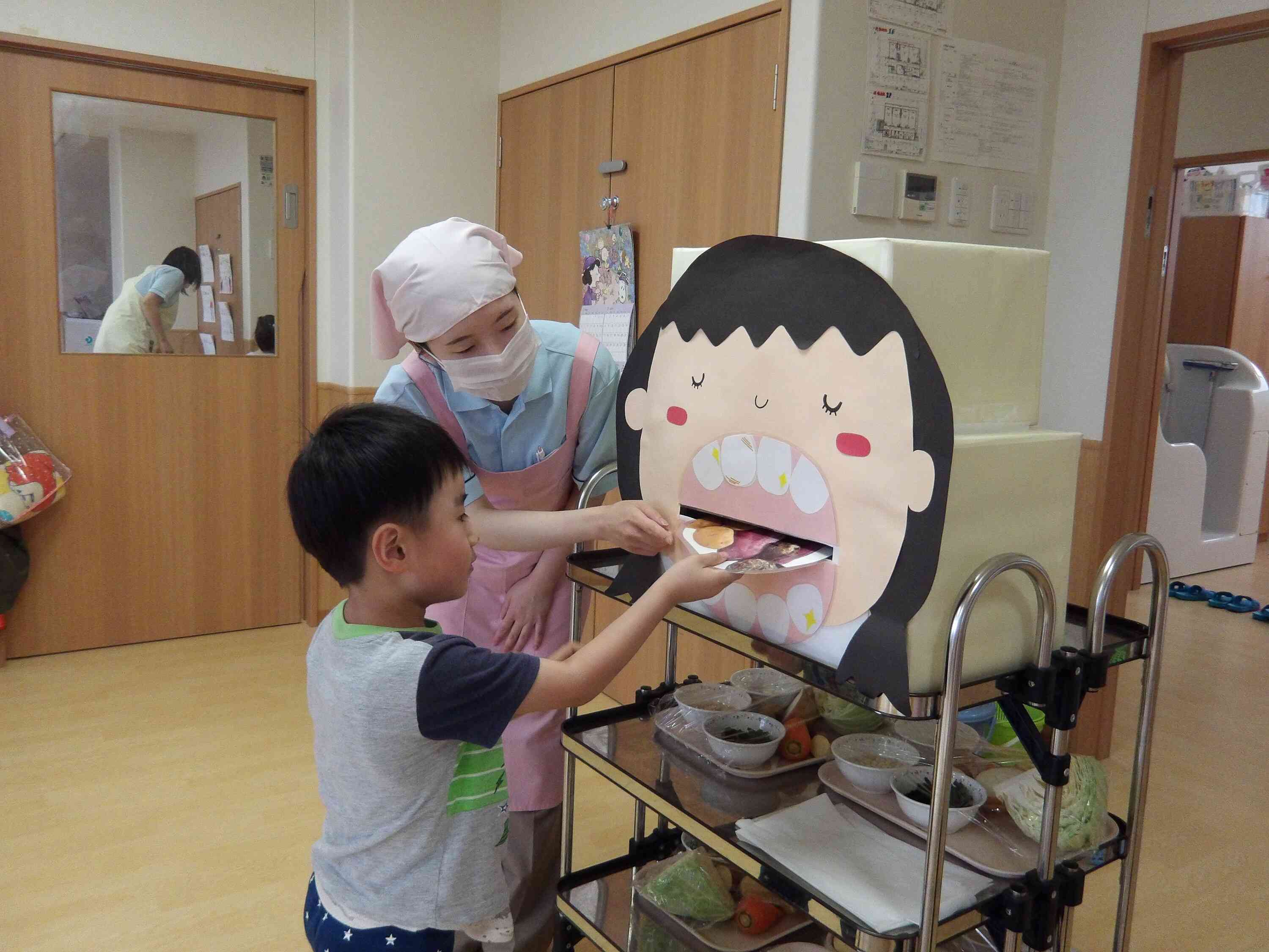 『歯に良い食べ物』ってどんな物～？～4歳児ぱんだ組～