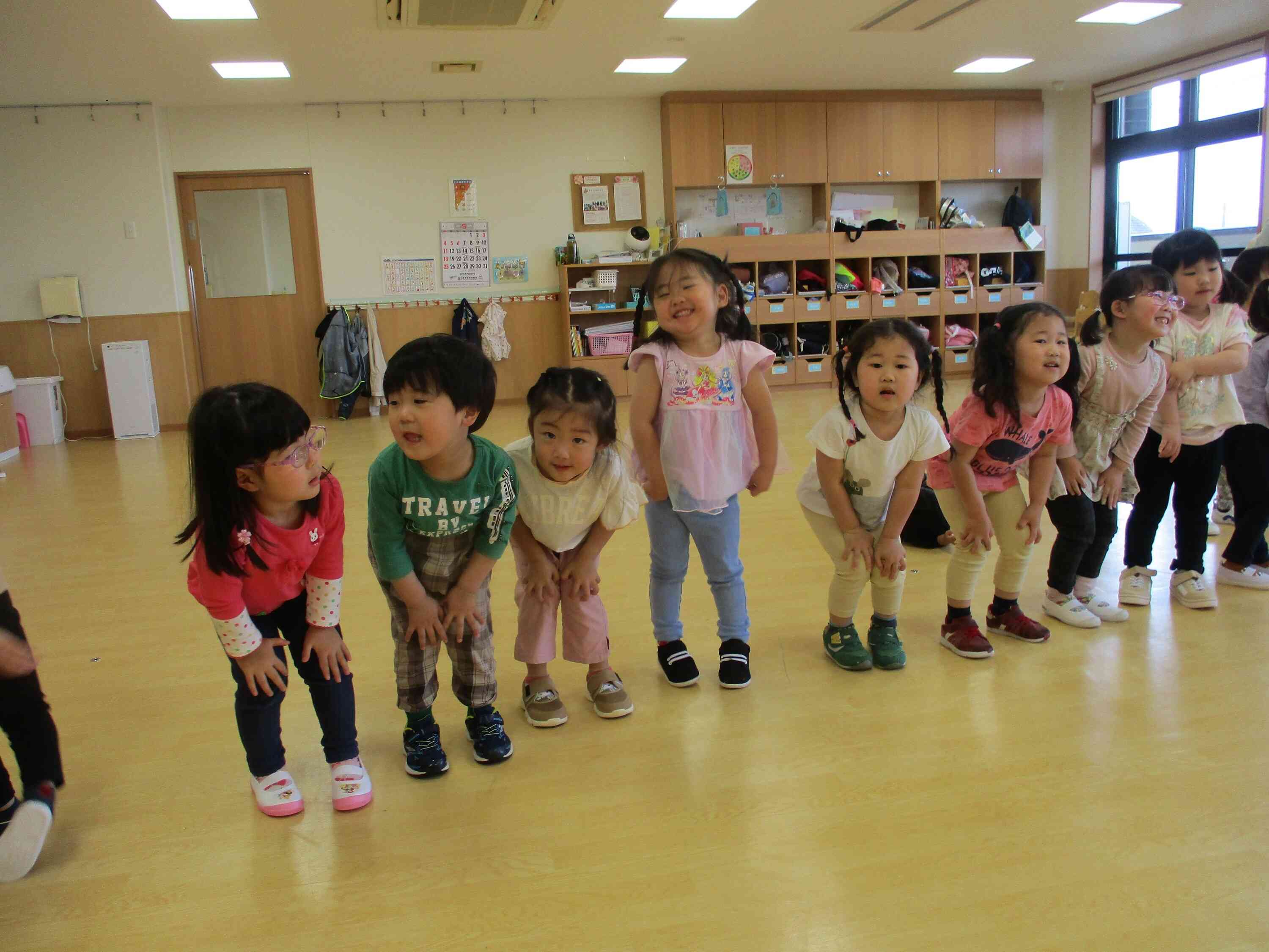 準備体操「いち、に、さん、し！」