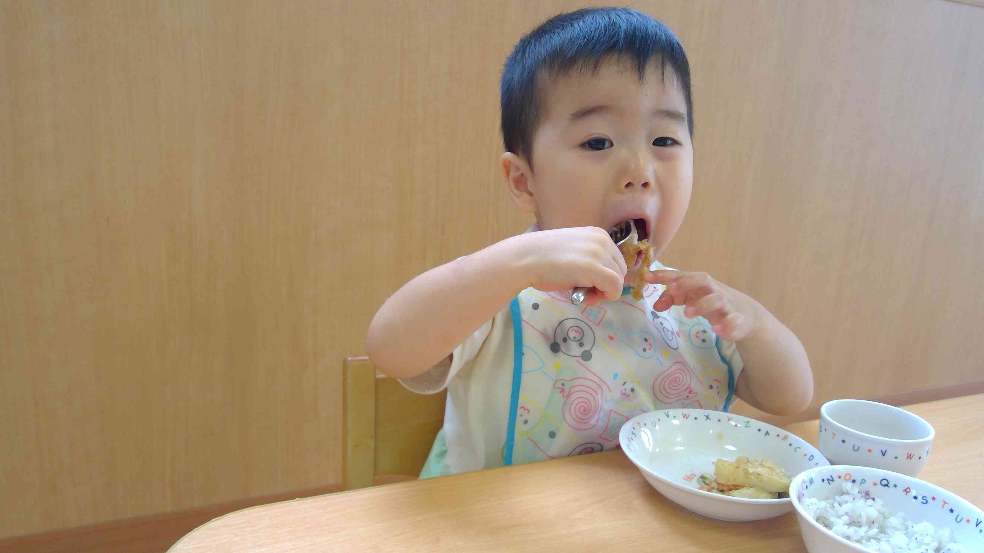 大きなお口で、パクパク！