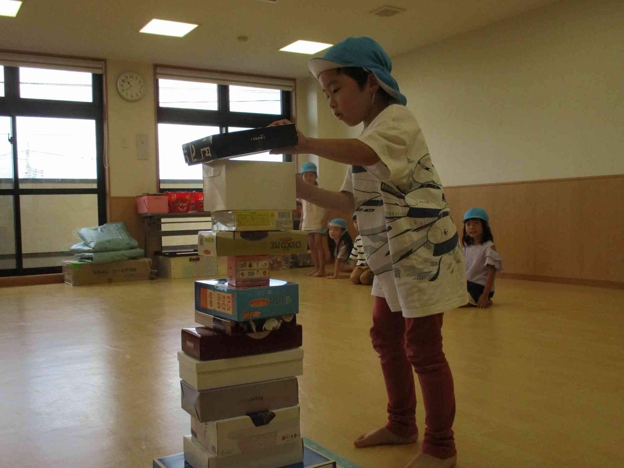 力を合わせて! ~STEAM保育・5歳児きりん組~