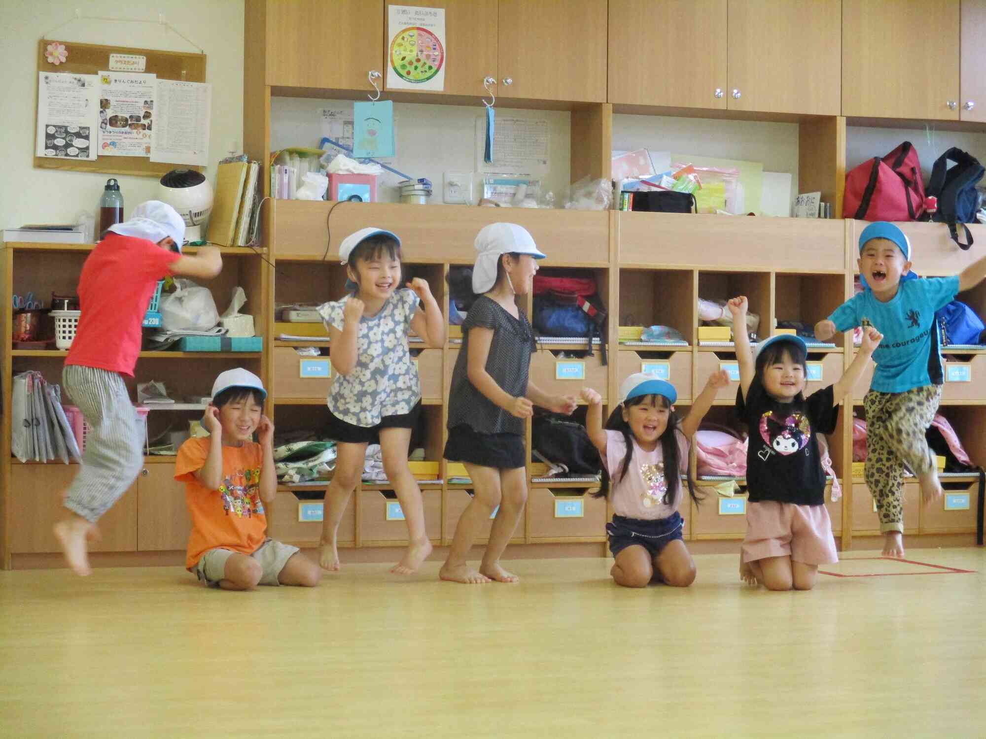 チームで掴んだ勝利に大喜び！！