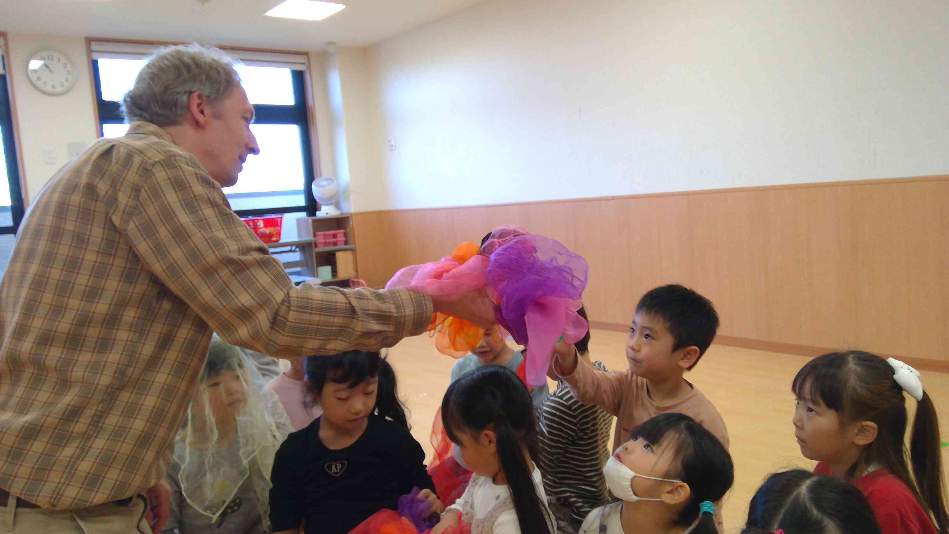 ハロー！英会話　～5歳児　きりん組～