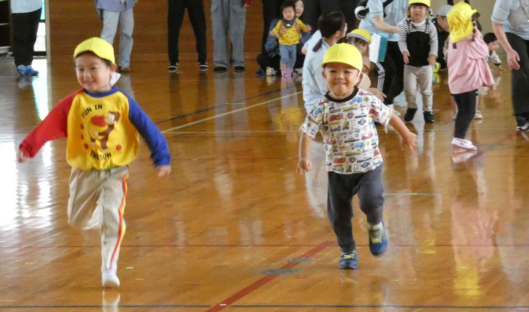 楽しかったね、運動会！～2歳児　うさぎ組～