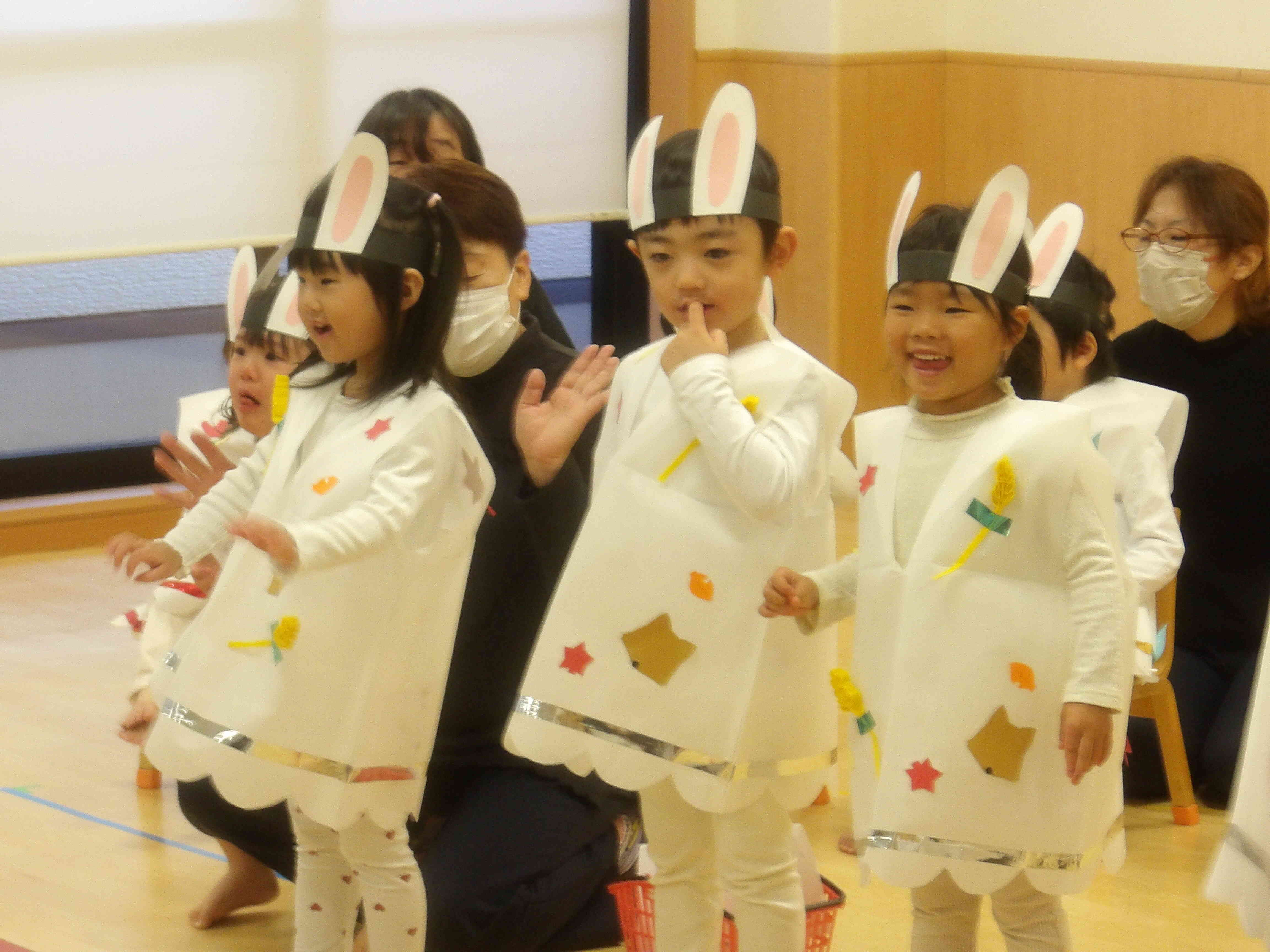 キラキラひかる～♪