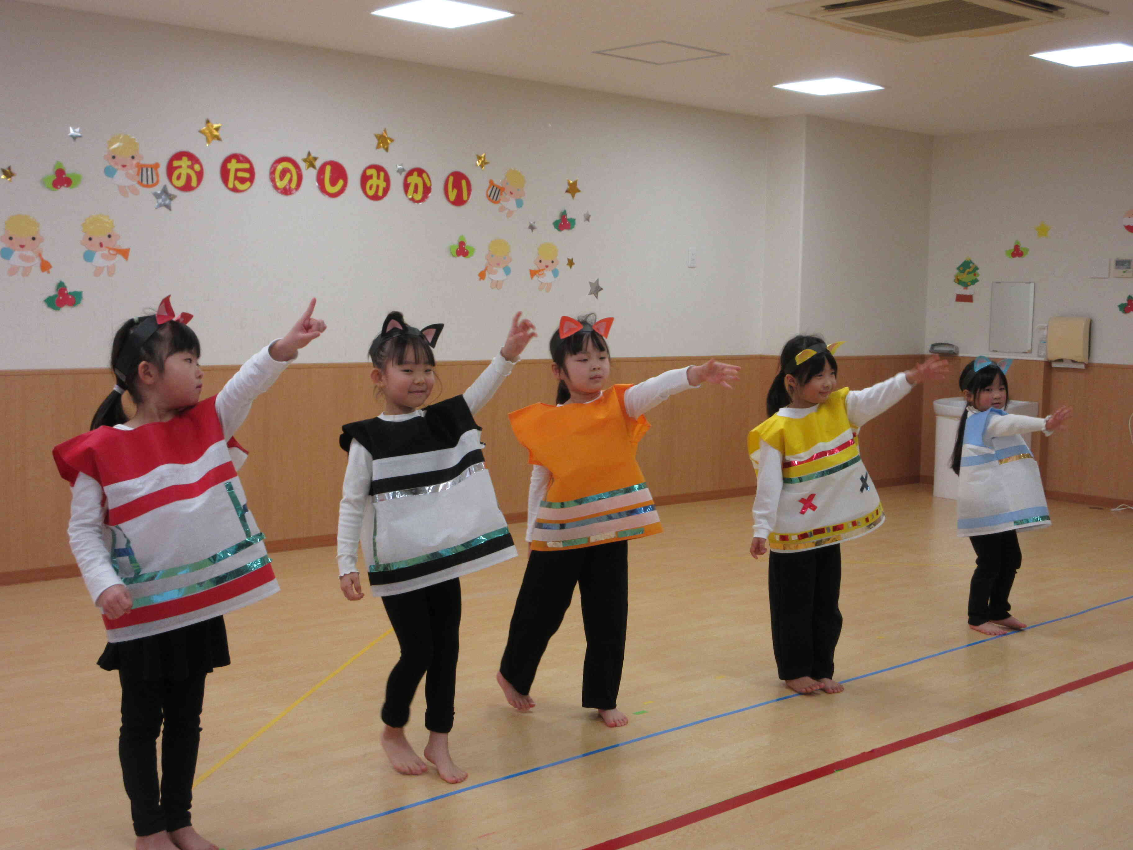 ダンスねこは、可愛くダンスを踊っていましたよ！