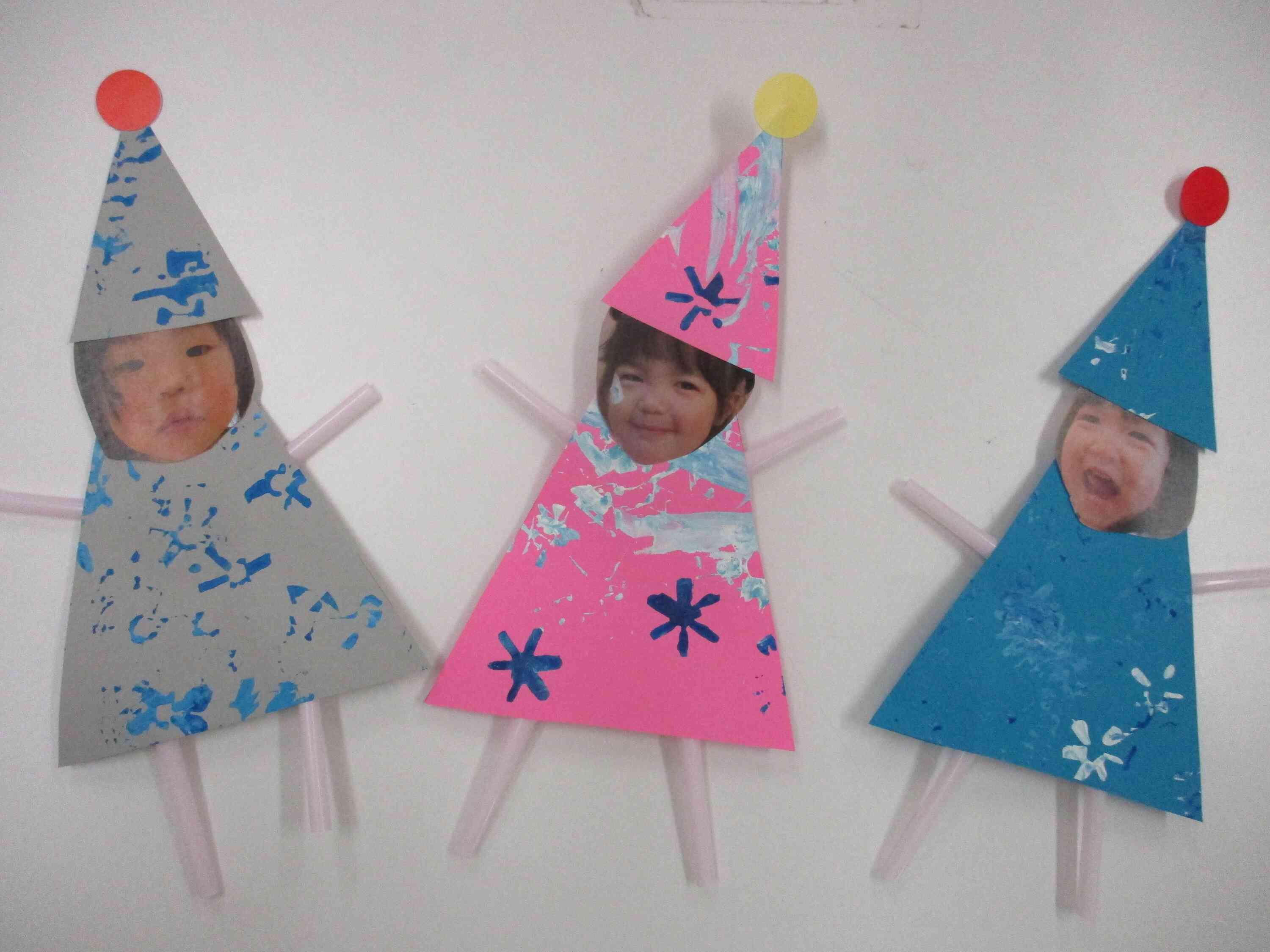 クラス内でうたっている「ゆきのこぼうず」の歌をヒントに、こぼうずちゃんになりきってみました。