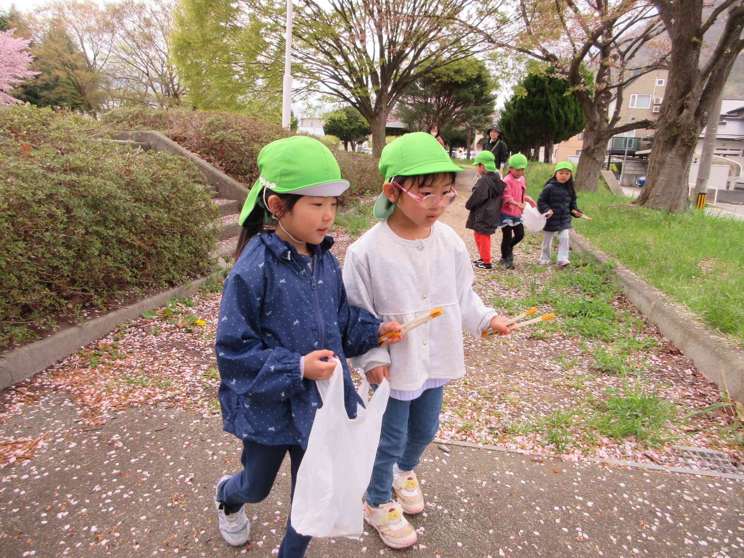 こっちの方を探してみよう！