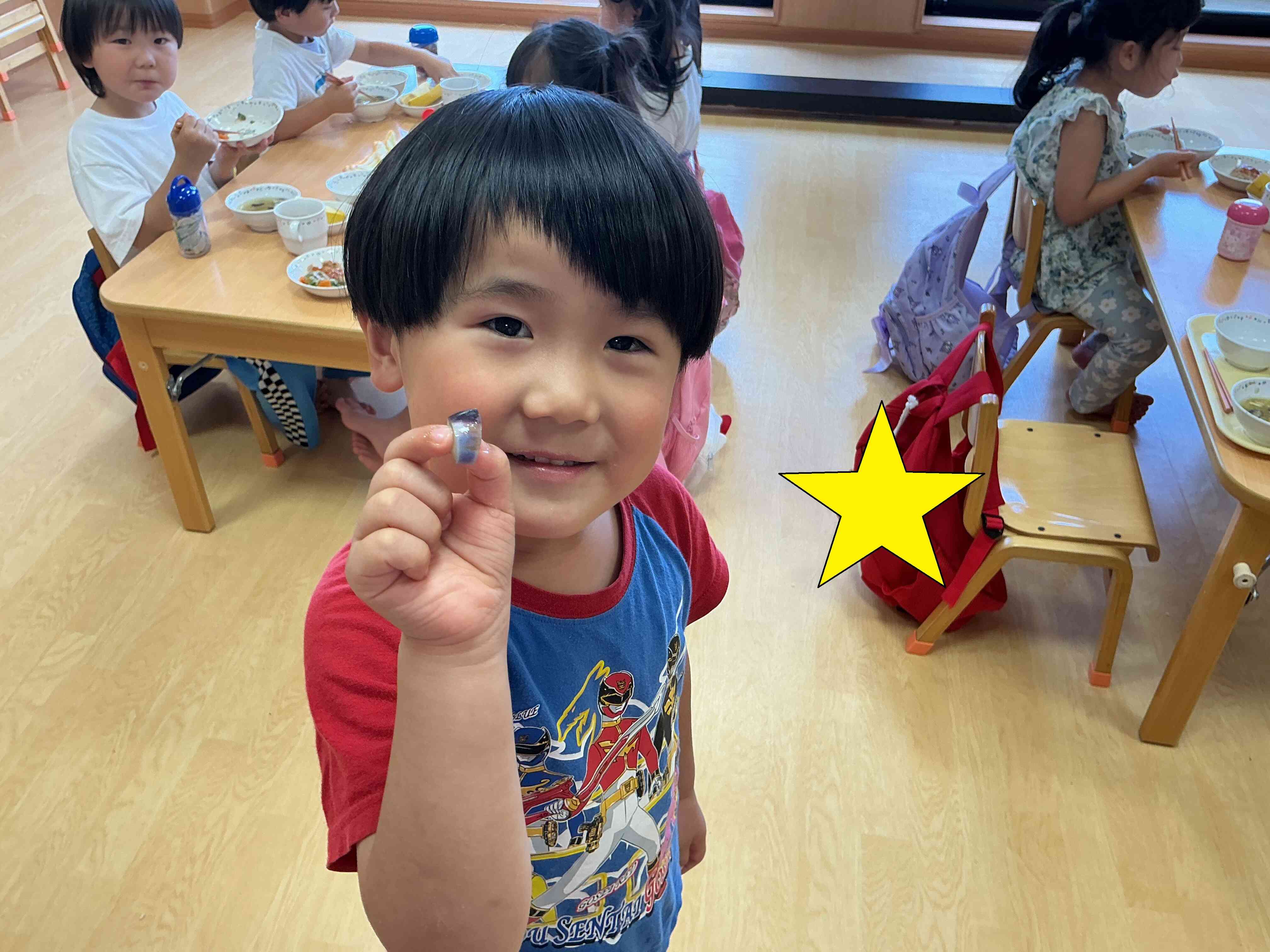 園庭で取ったなすを食べたよ！　ぱんだ組～４歳児～