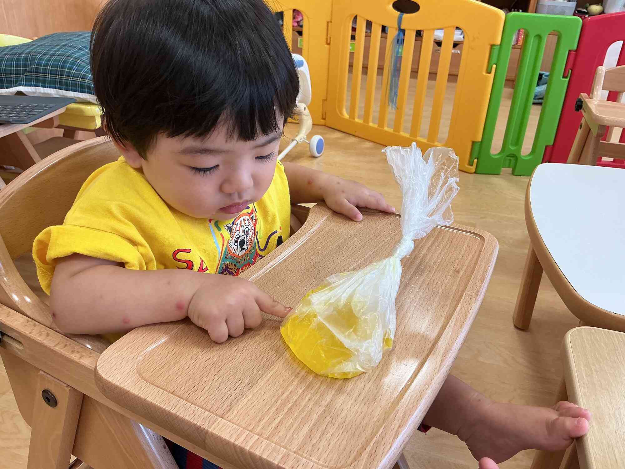 寒天遊び〜0歳児ひよこ組〜