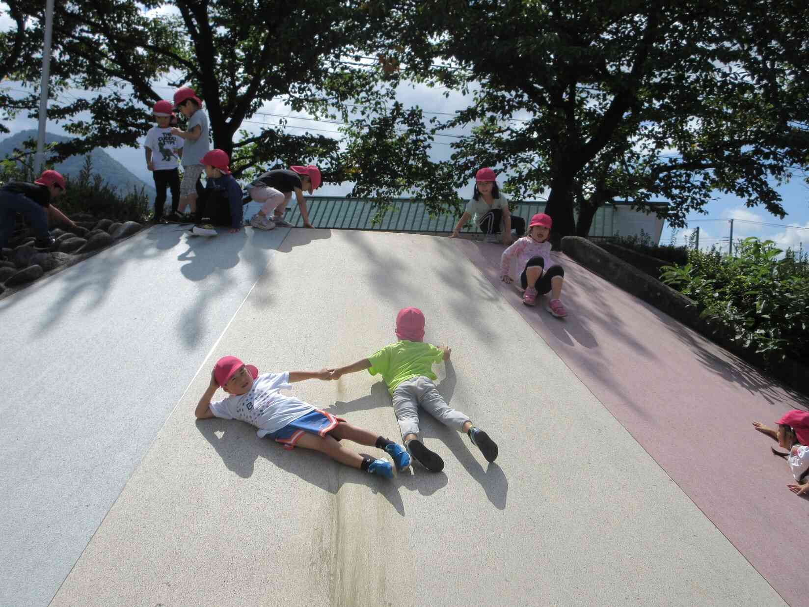 涼しくなった前田公園！！（4歳児　ぱんだ組）