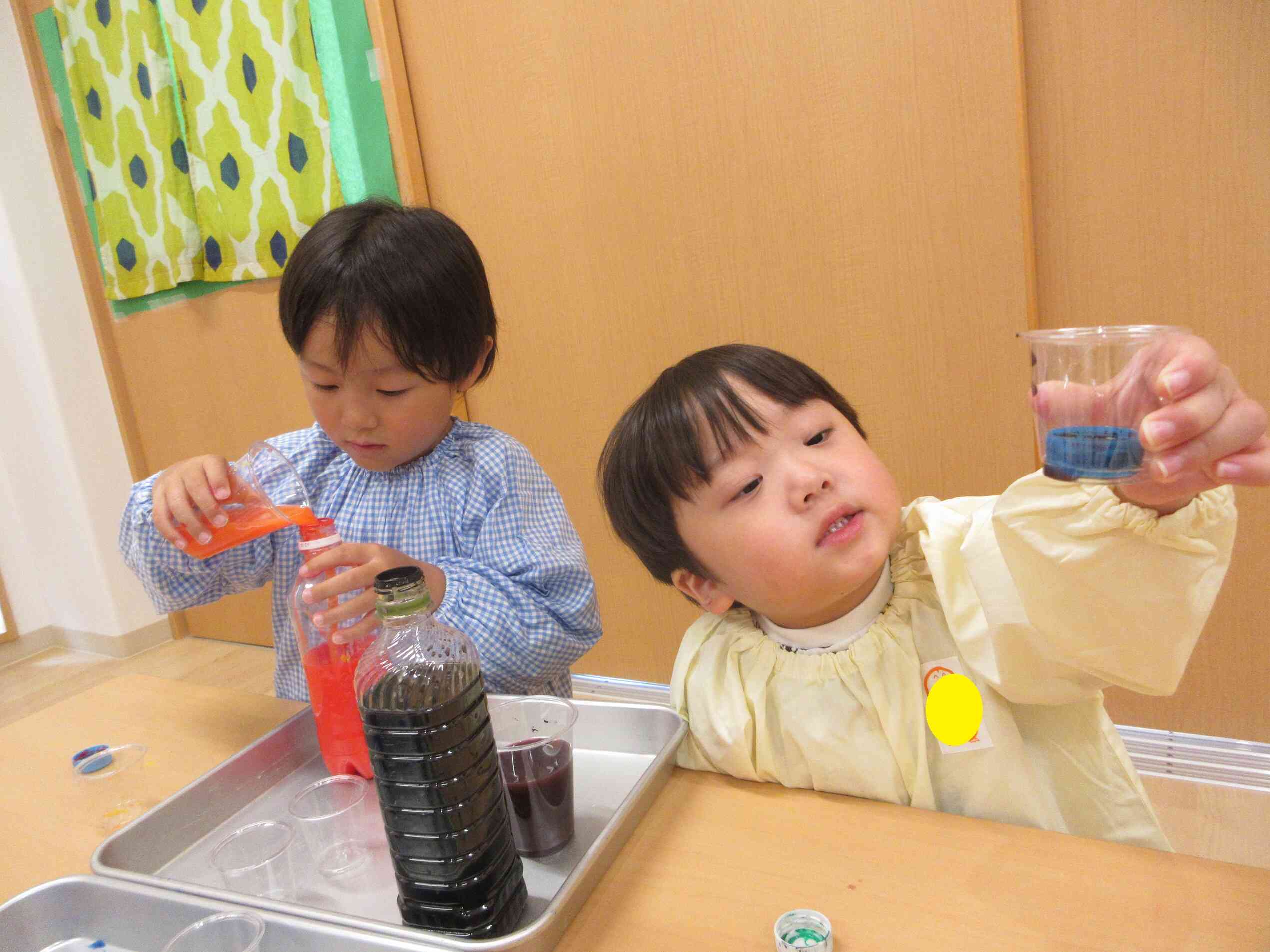何色かな？