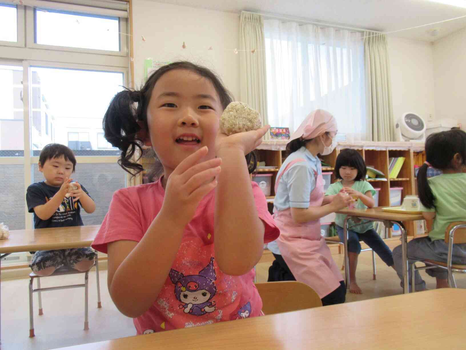 三角に握ったよ
