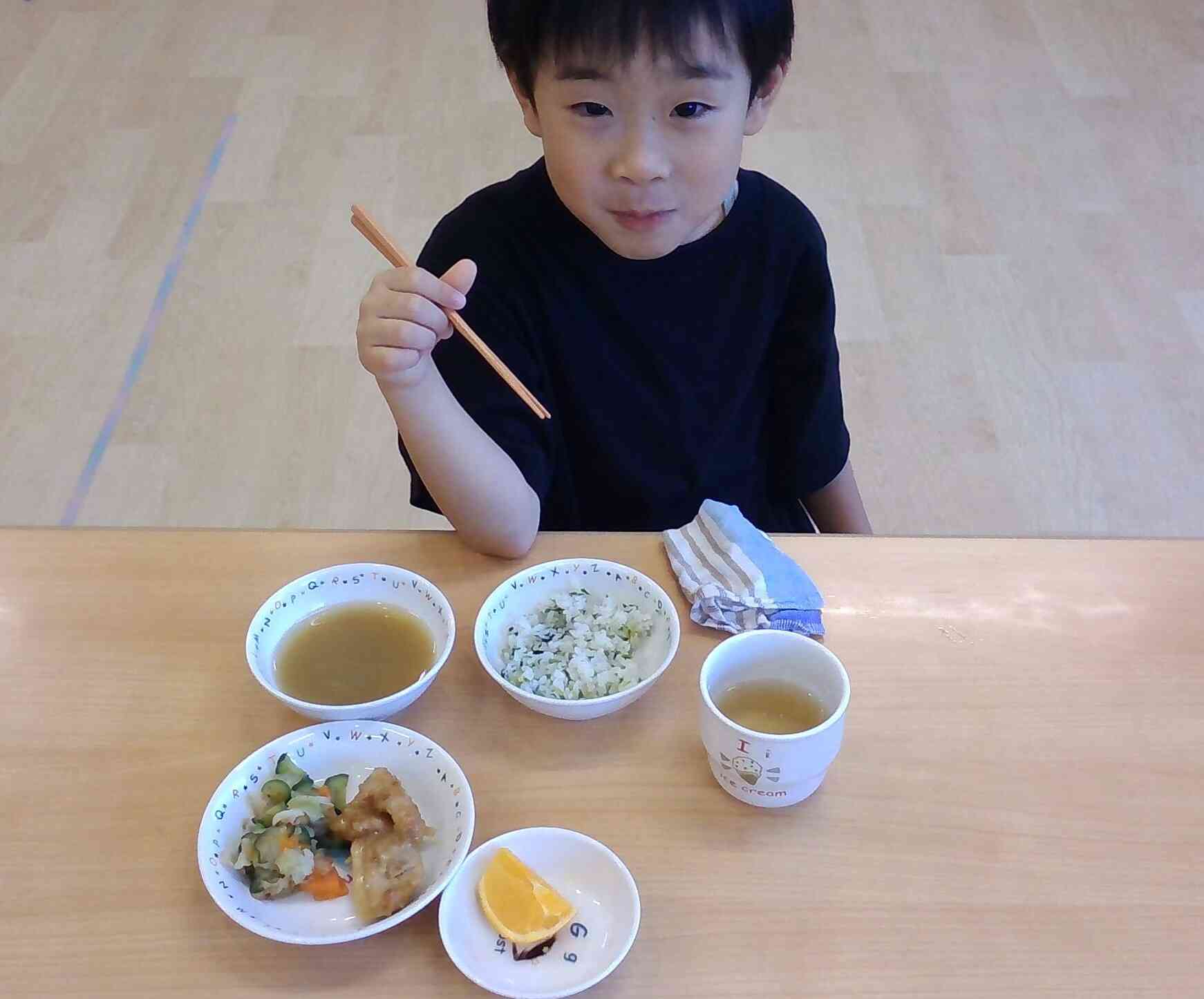 10月15日の給食(きりん組・5歳児)