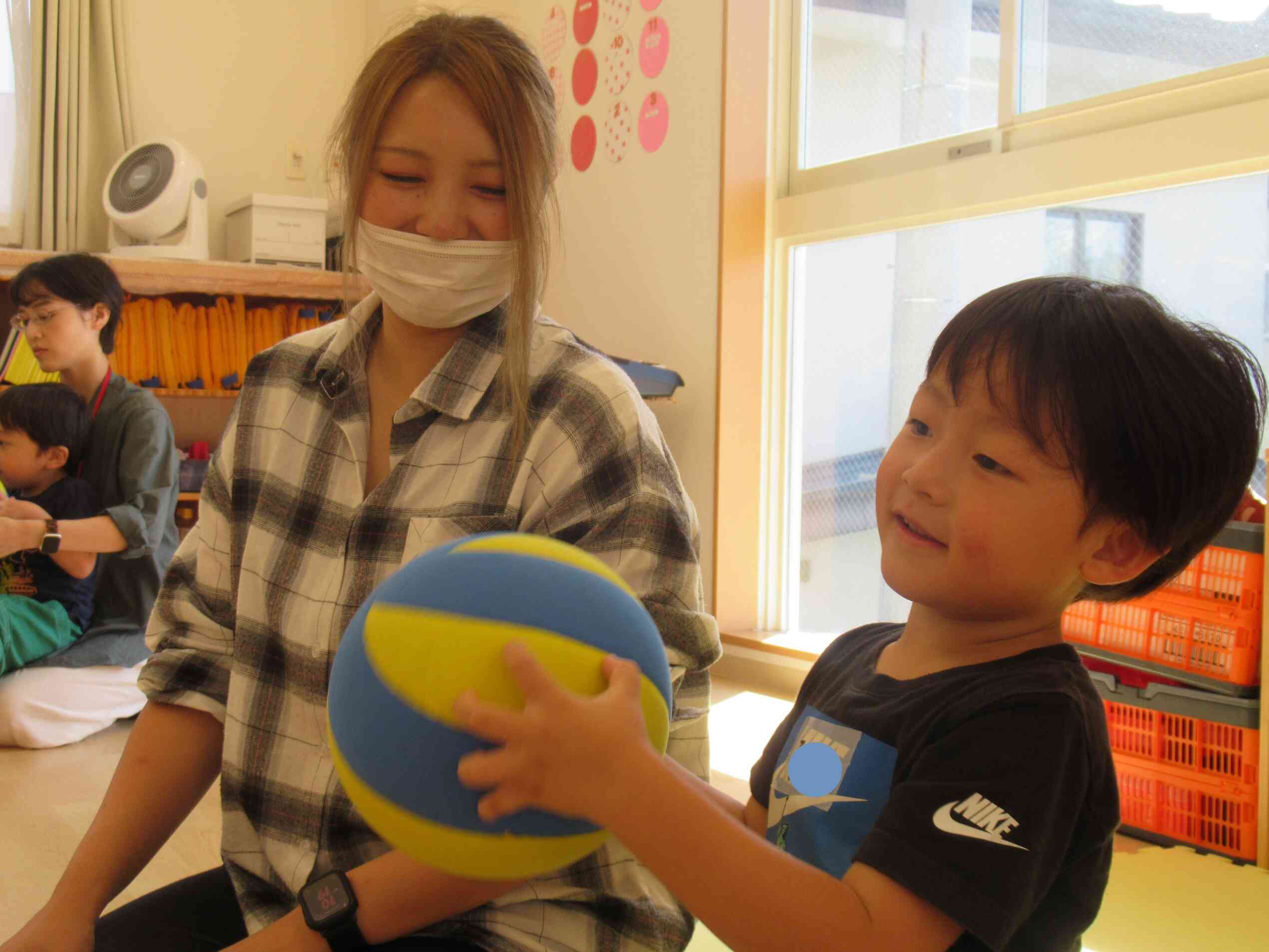 指先でくるくる!