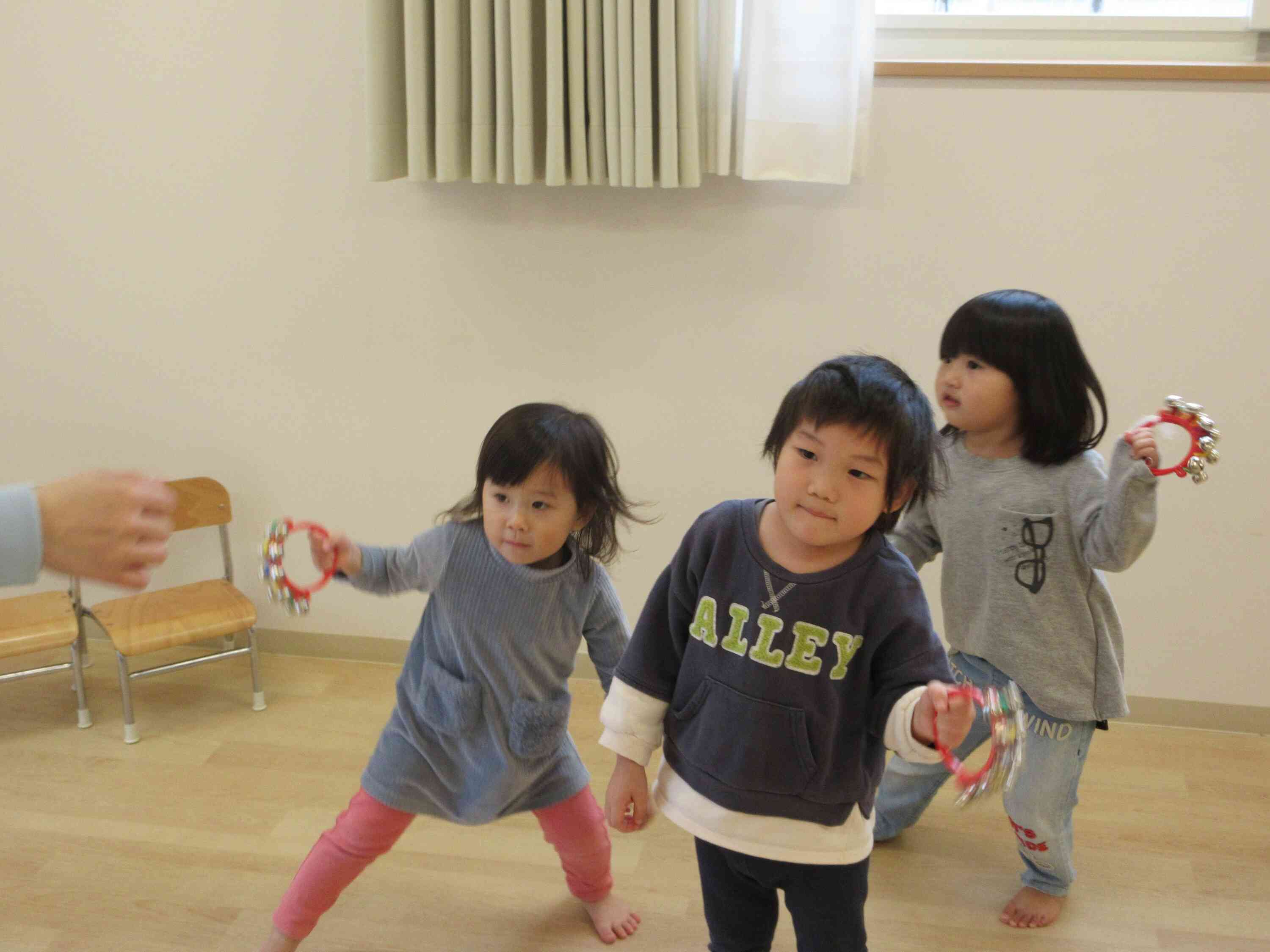 生活発表会の練習を頑張ってます。