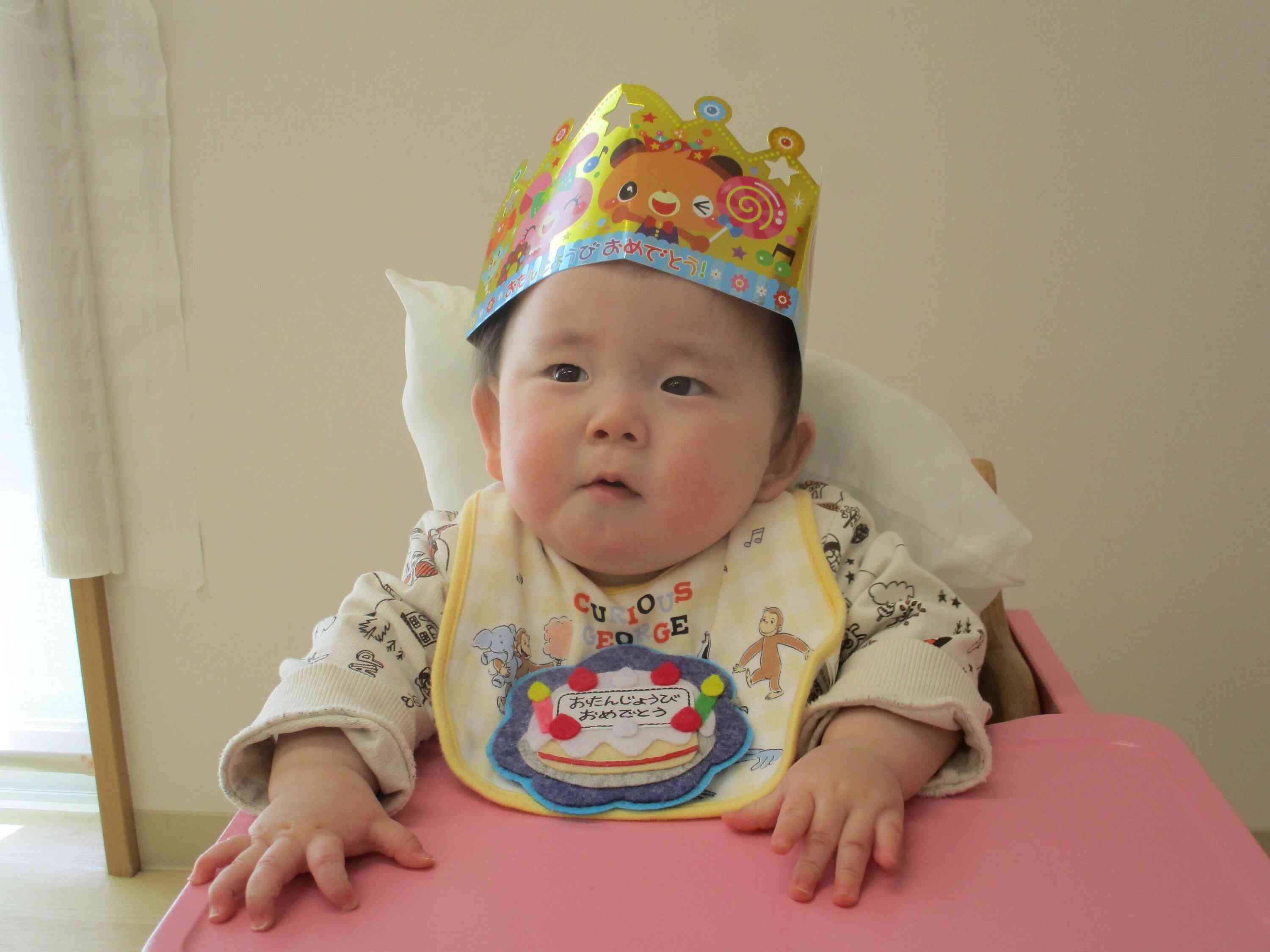 4月の活動の様子(ひよこ組・0歳児)