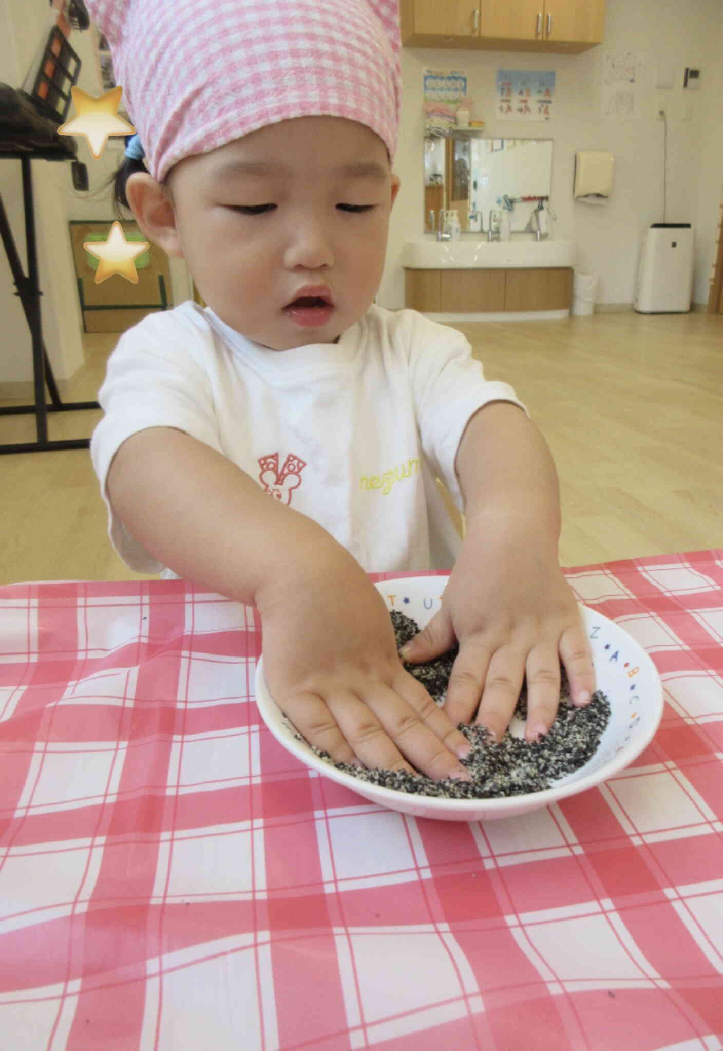 摺りたてのごまの香りは？