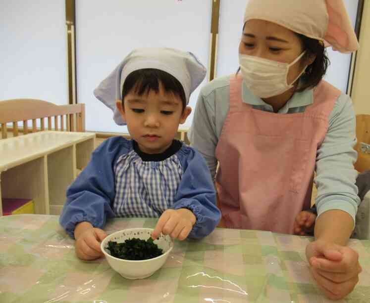 色んな乾物に触ってみよう！