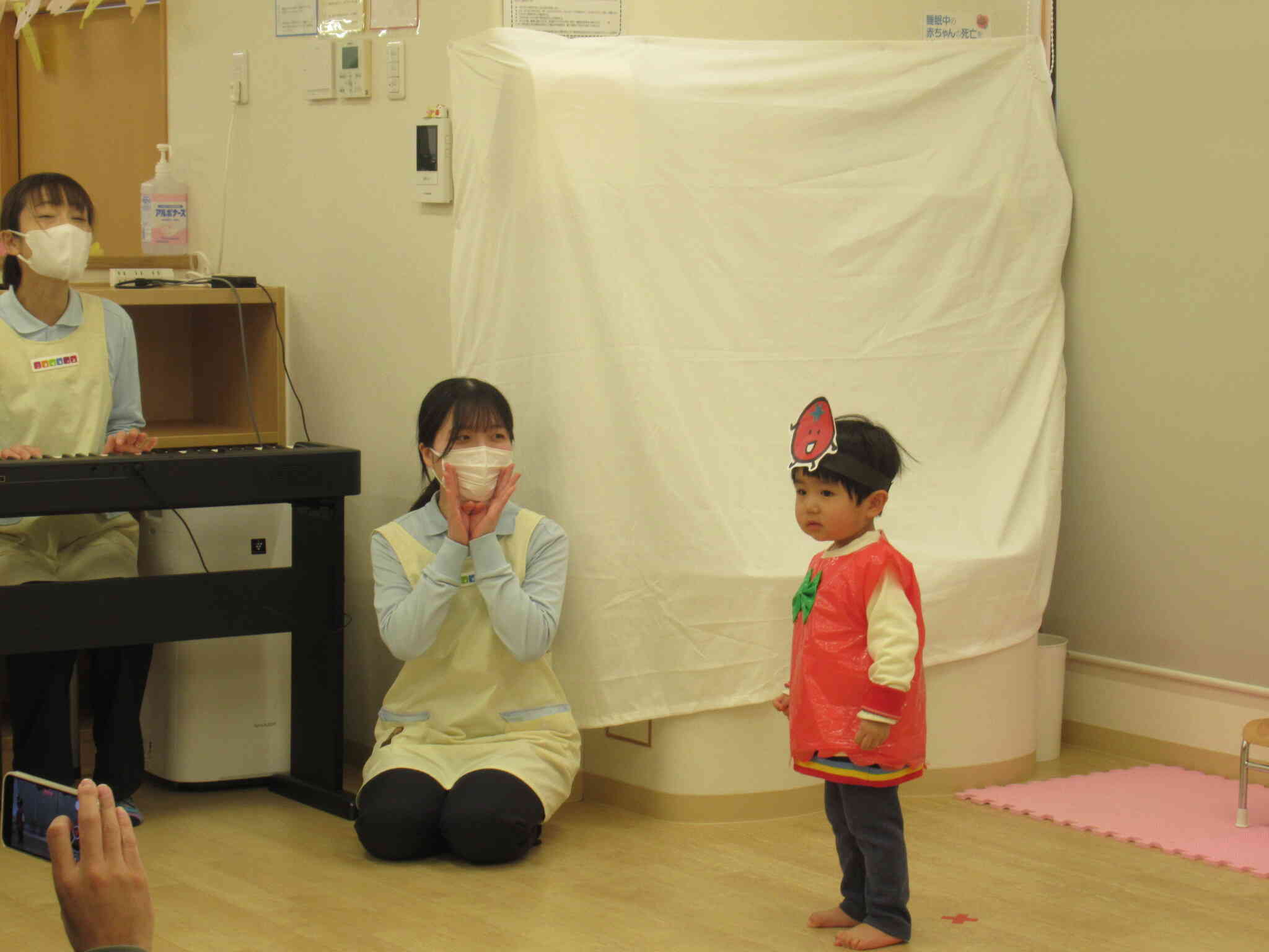 クリスマスおたのしみ会！【2歳児】