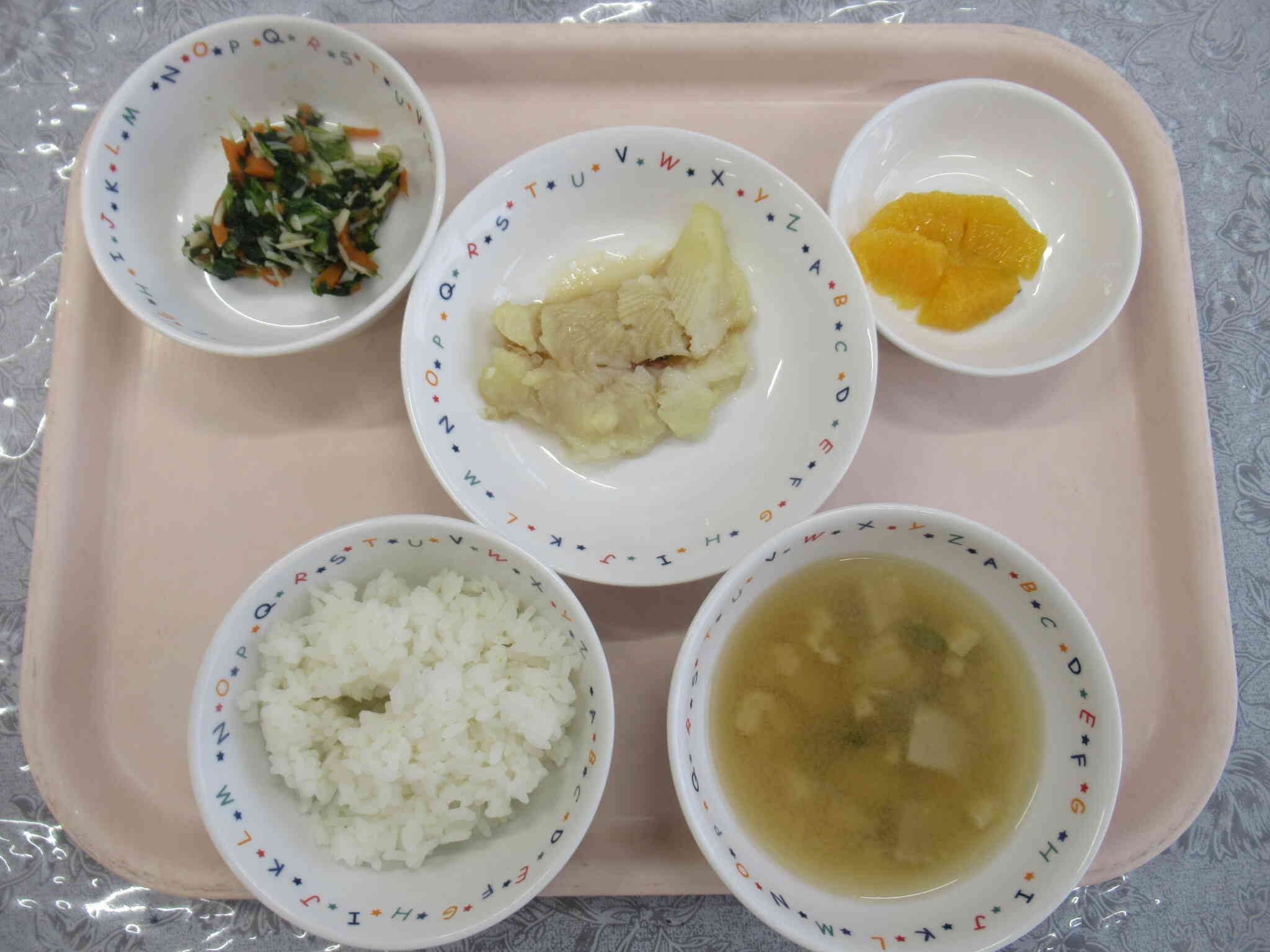 ２月９日の給食メニューです