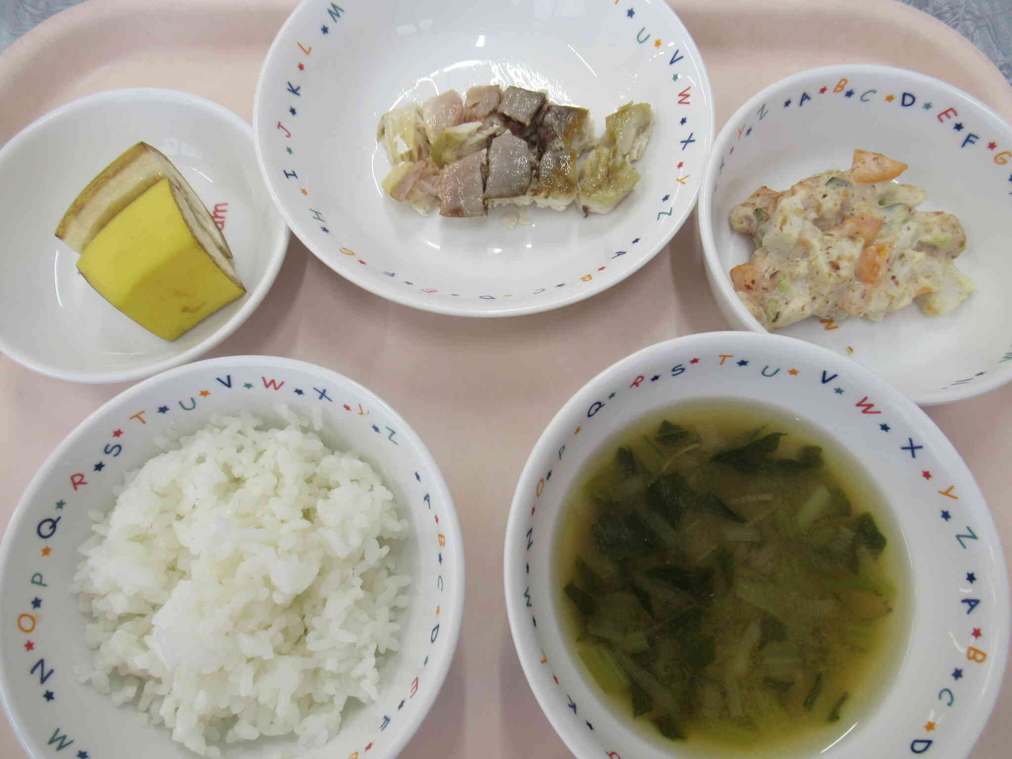 １０月８日の給食メニューです