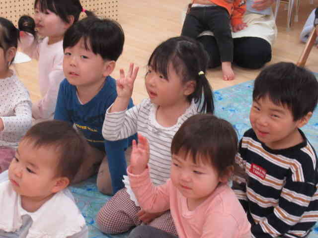 電子レンジに入れて、チンッ☆開けてみるよ、３・２・１！