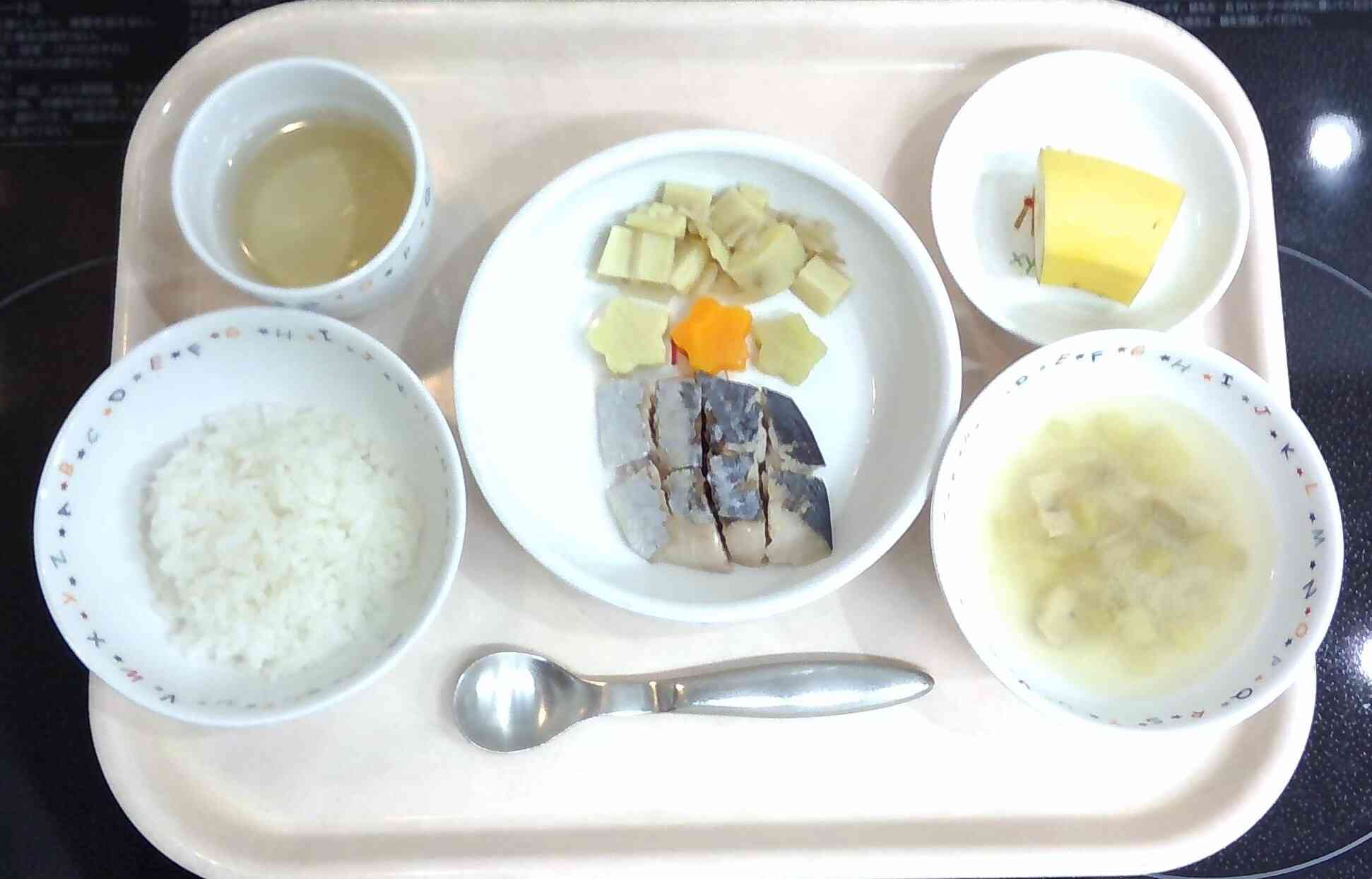 ☆お昼の給食☆