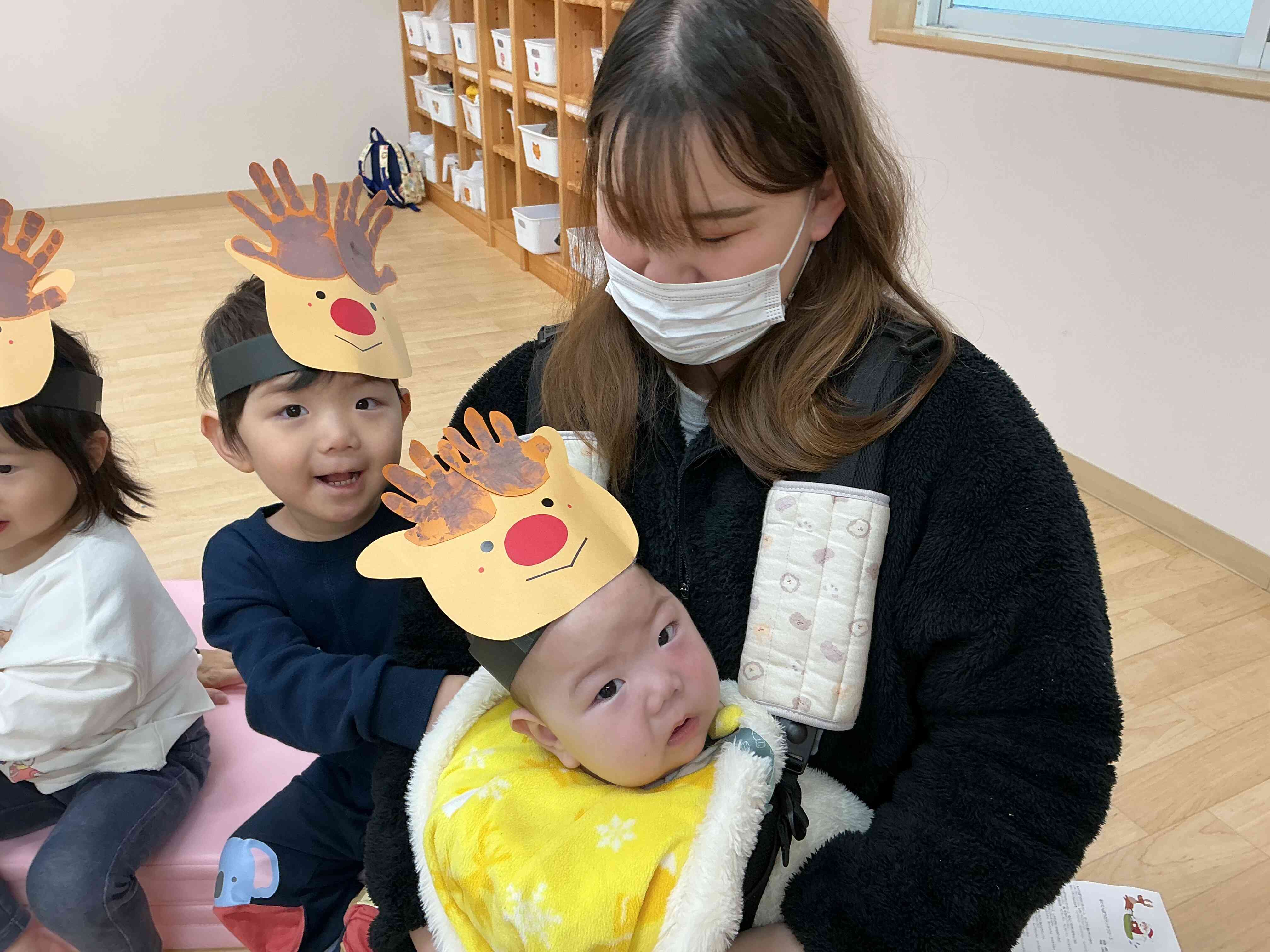 トナカイのお面も付けたよ!